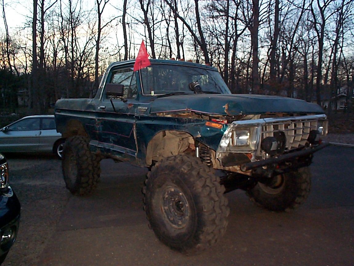 Ford Bronco Aluminum body confirmed? DCP02051