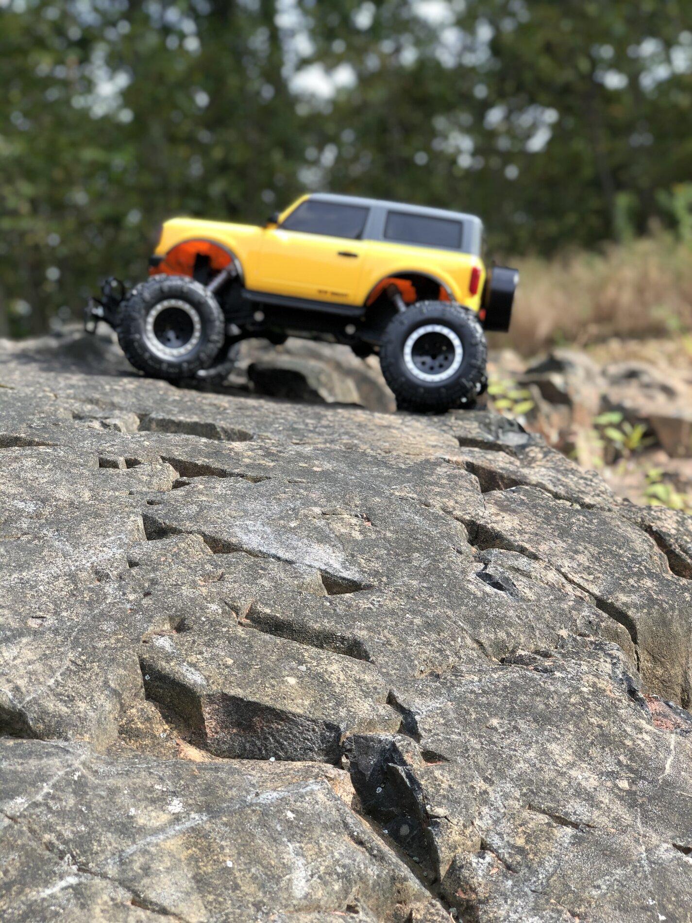 Ford Bronco Bronco (1:8 scale) Mountain Climbing IMG_2977