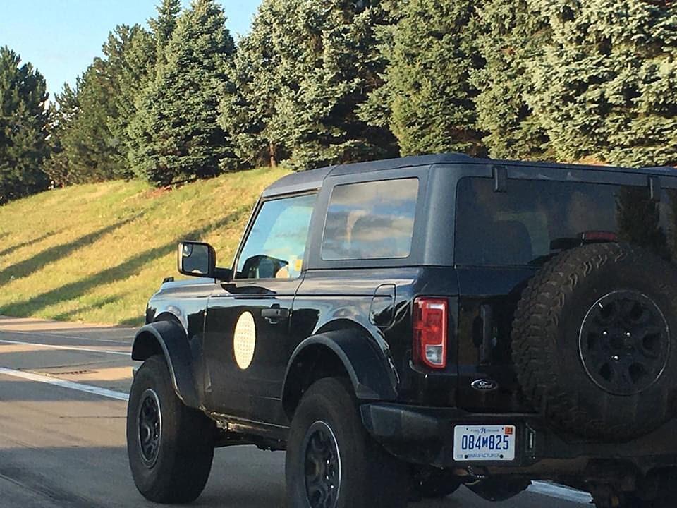 Ford Bronco Sasquatch 2-Door and 4-Door sighted in Michigan 118677726_175106144125318_1776416599718883018_n