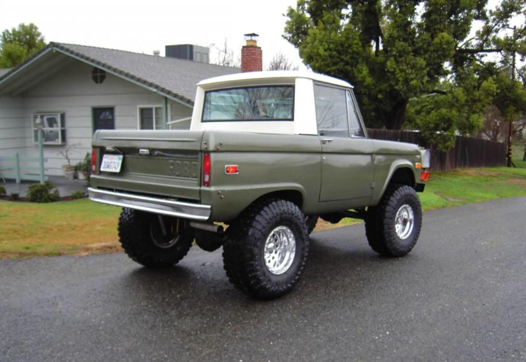 Ford Bronco Half Cab Pick-Up Bronco Build! 🪚 43D3FBF0-D628-432B-89F4-B62AC4173F88