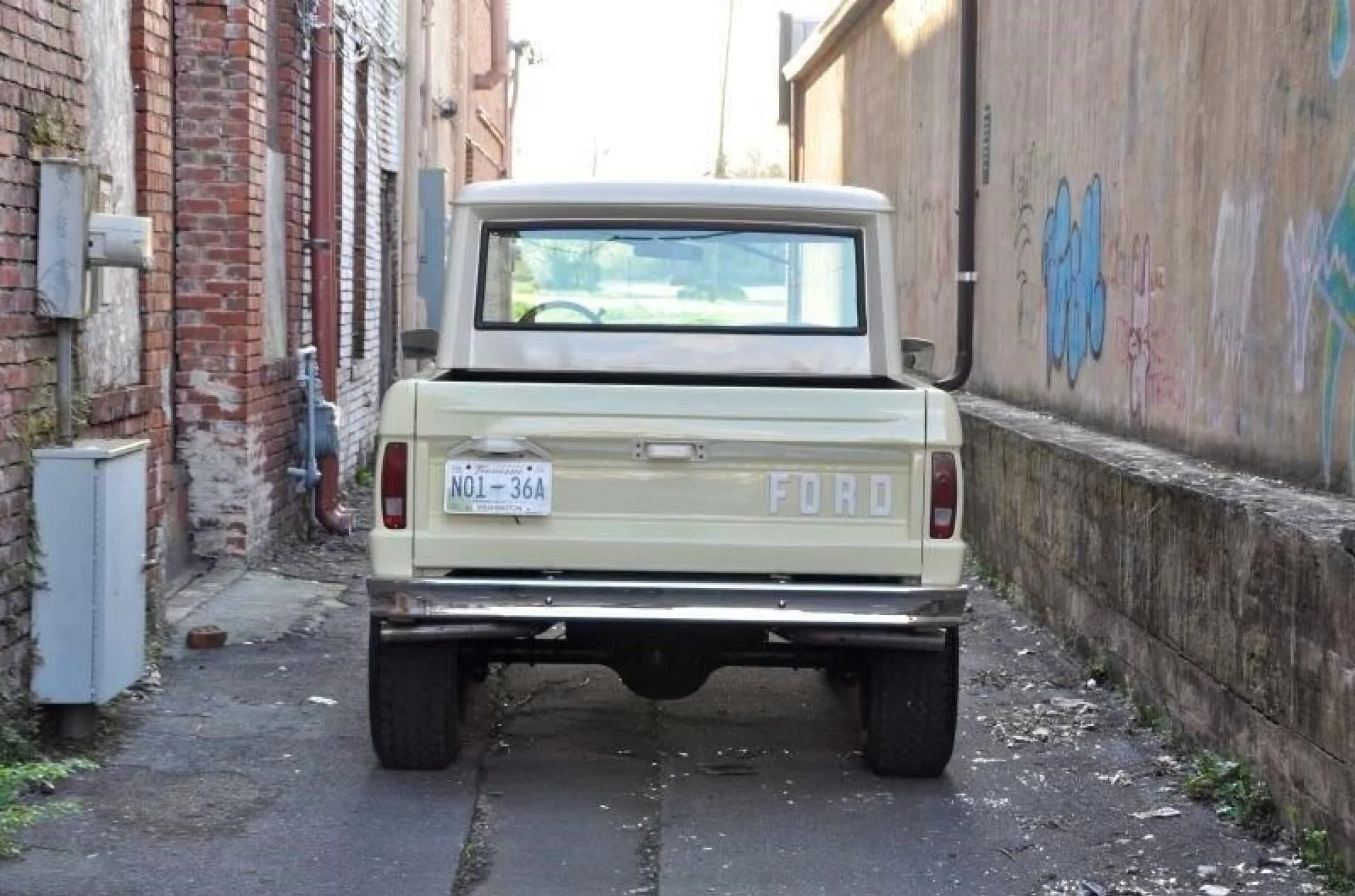 Ford Bronco Half Cab Pick-Up Bronco Build! 🪚 9305415B-C4EF-4A99-9BD4-10A77162B108