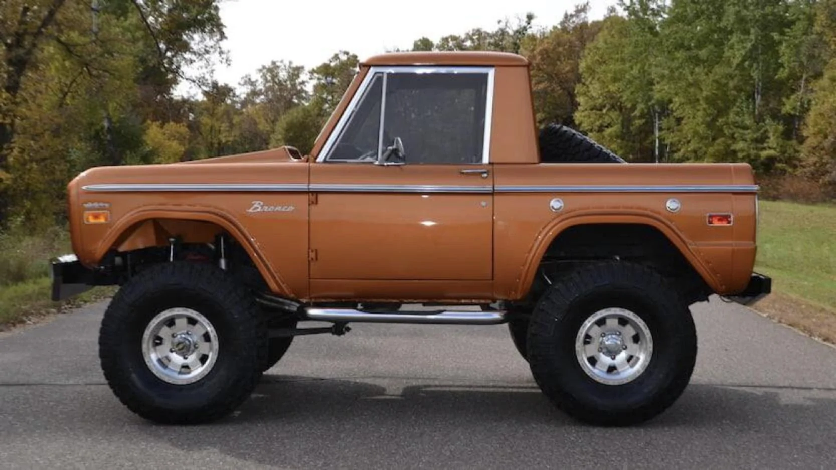 Ford Bronco Half Cab Pick-Up Bronco Build! 🪚 757FD41E-5019-4F76-87D7-2B4331524071