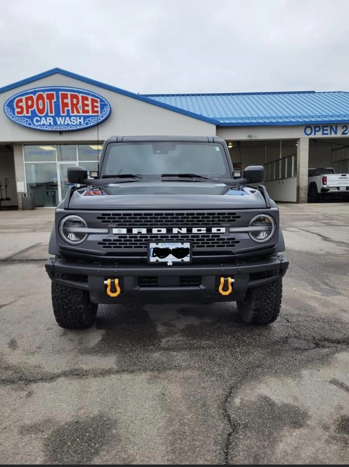 Ford Bronco New front plate bracket? D0829C87-E486-4CE3-B0F4-A35E402C9281