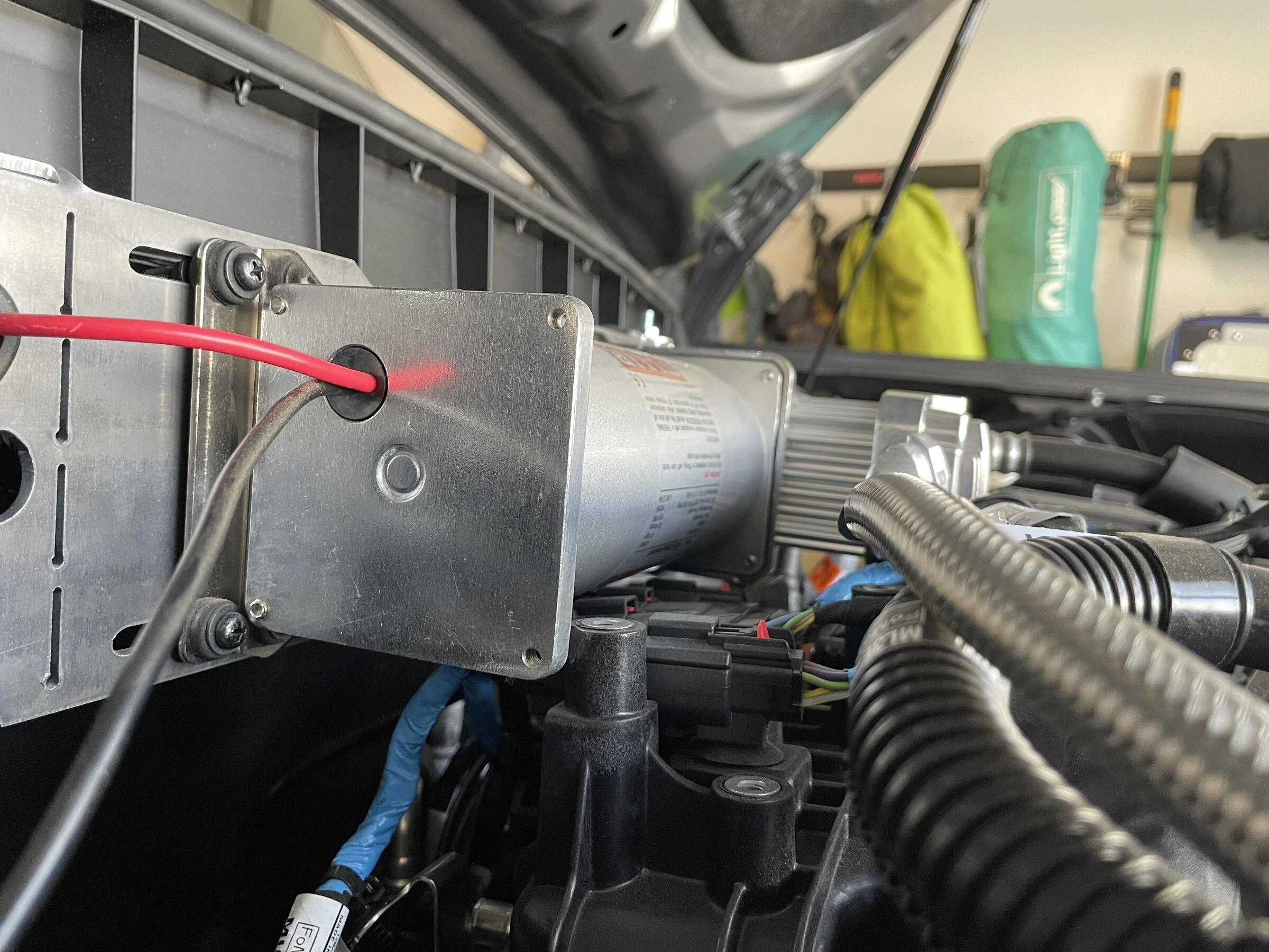 Ford Bronco Single Compressor Under Hood Mounting Solution IMG-3749