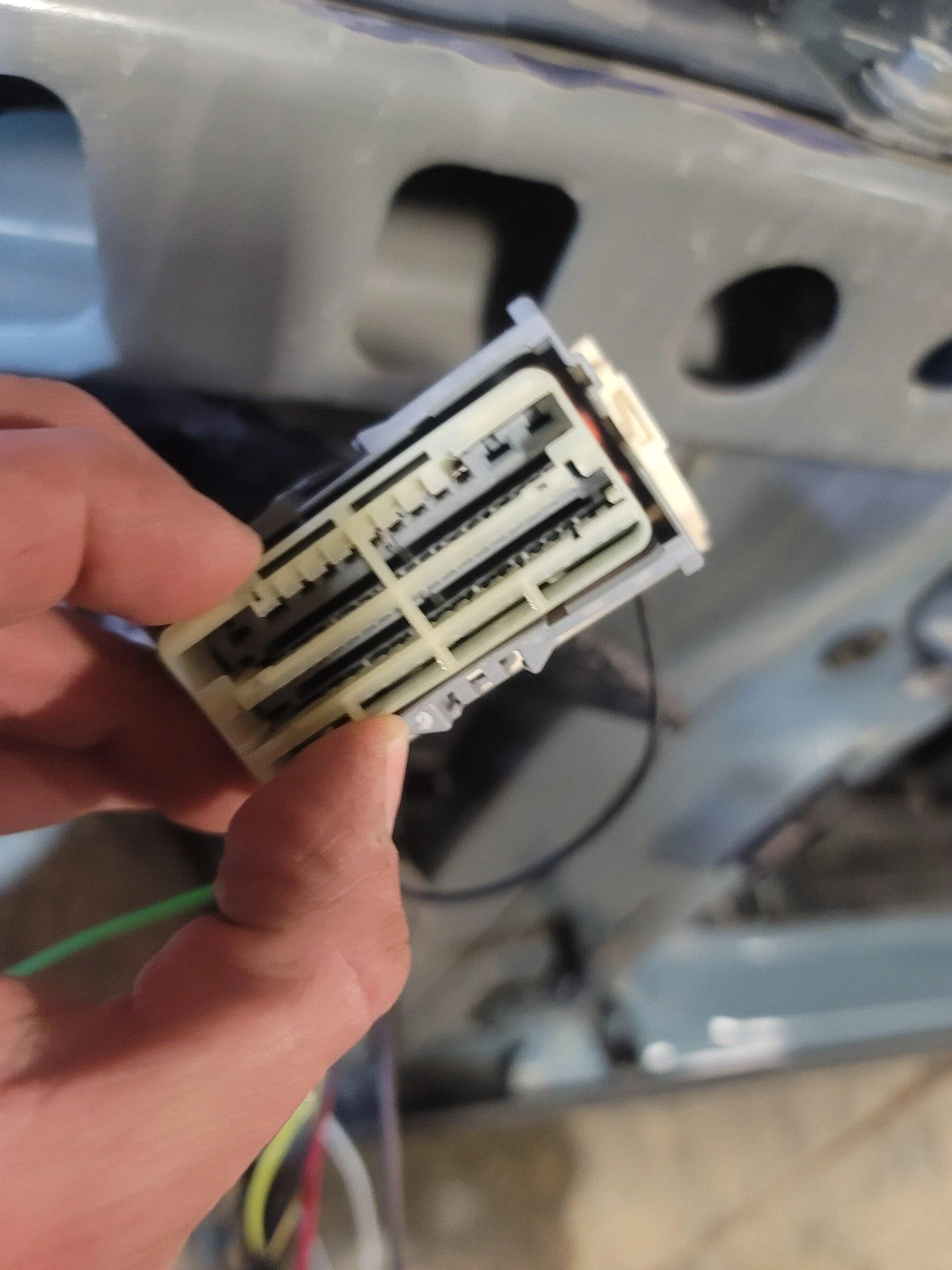Ford Bronco Trailer hitch wiring 20220403_122214