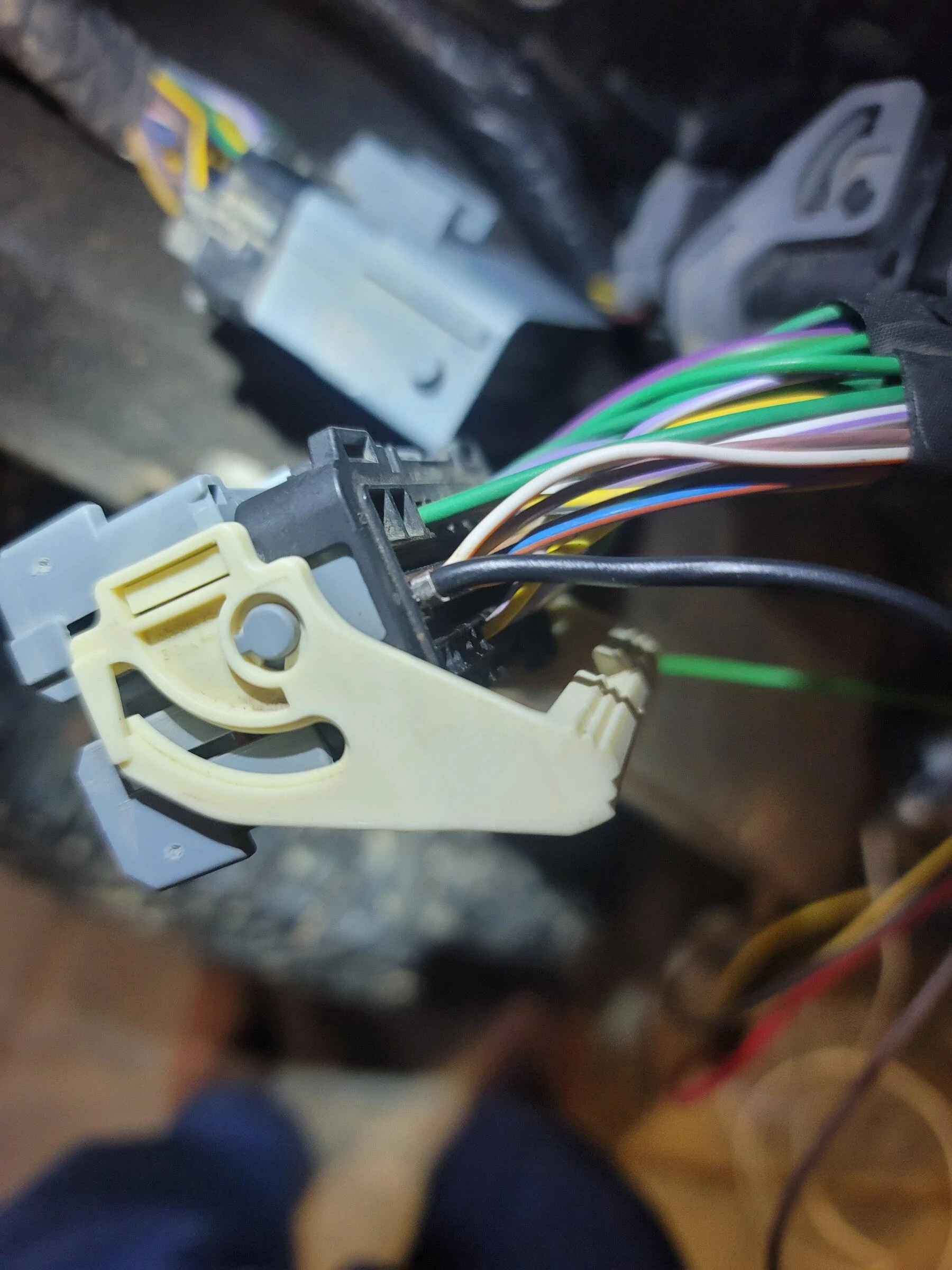 Ford Bronco Trailer hitch wiring 20220403_122229