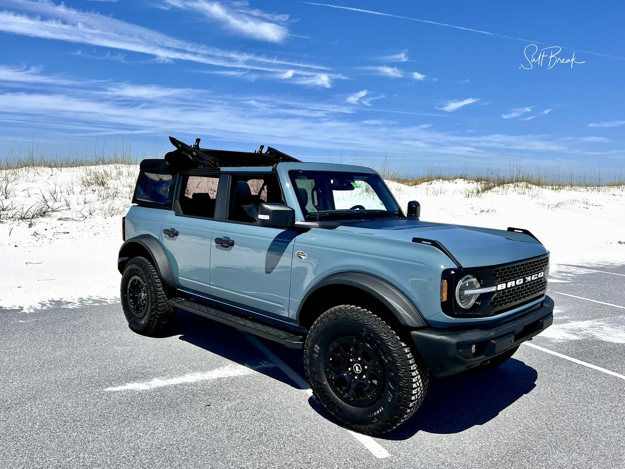 Ford Bronco AREA 51 Bronco Club B7B820FF-CFE8-45CB-A4D6-733D0DBFA699