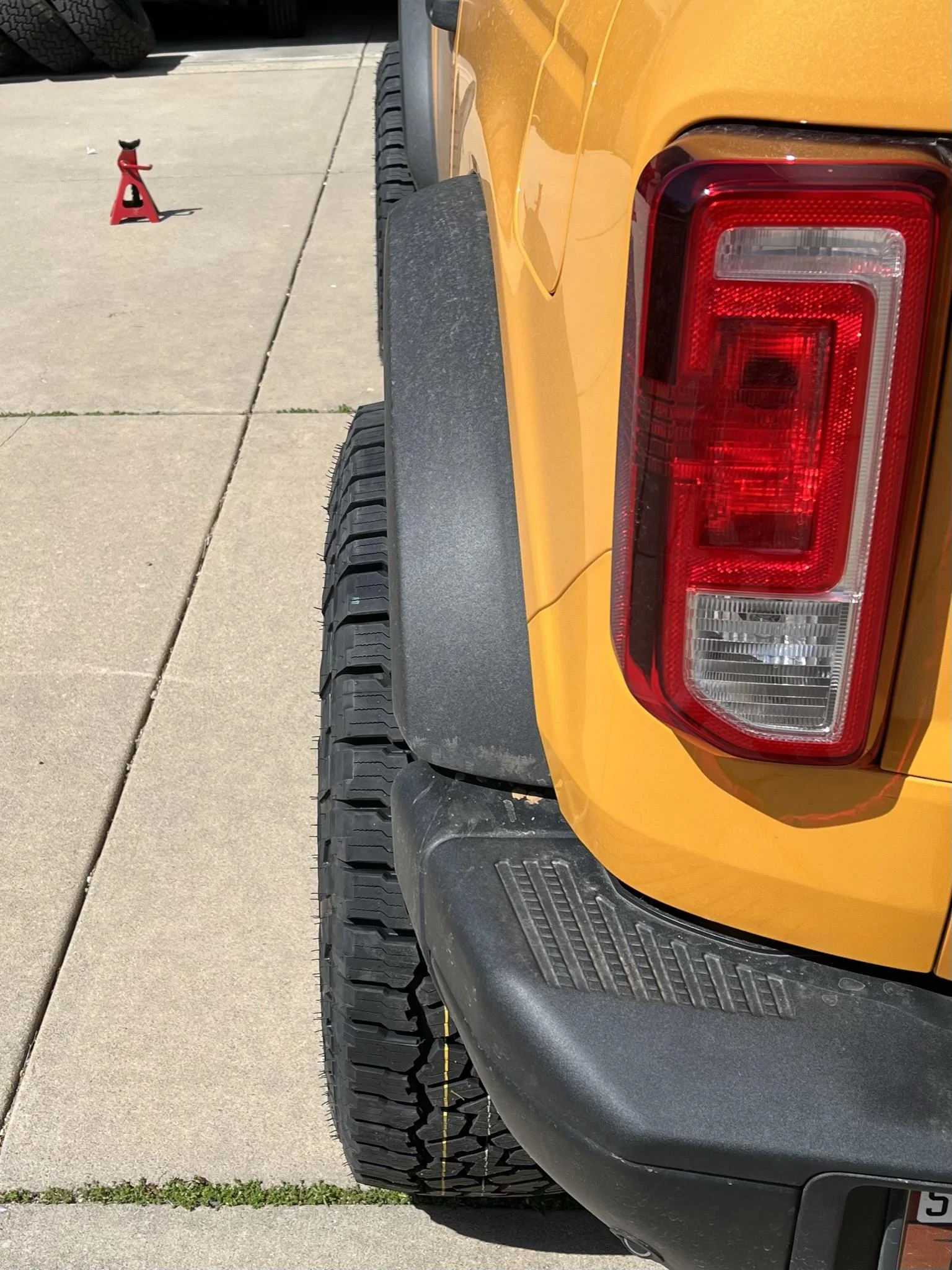 Ford Bronco Show us your installed wheel / tire upgrades here! (Pics) IMG_6512