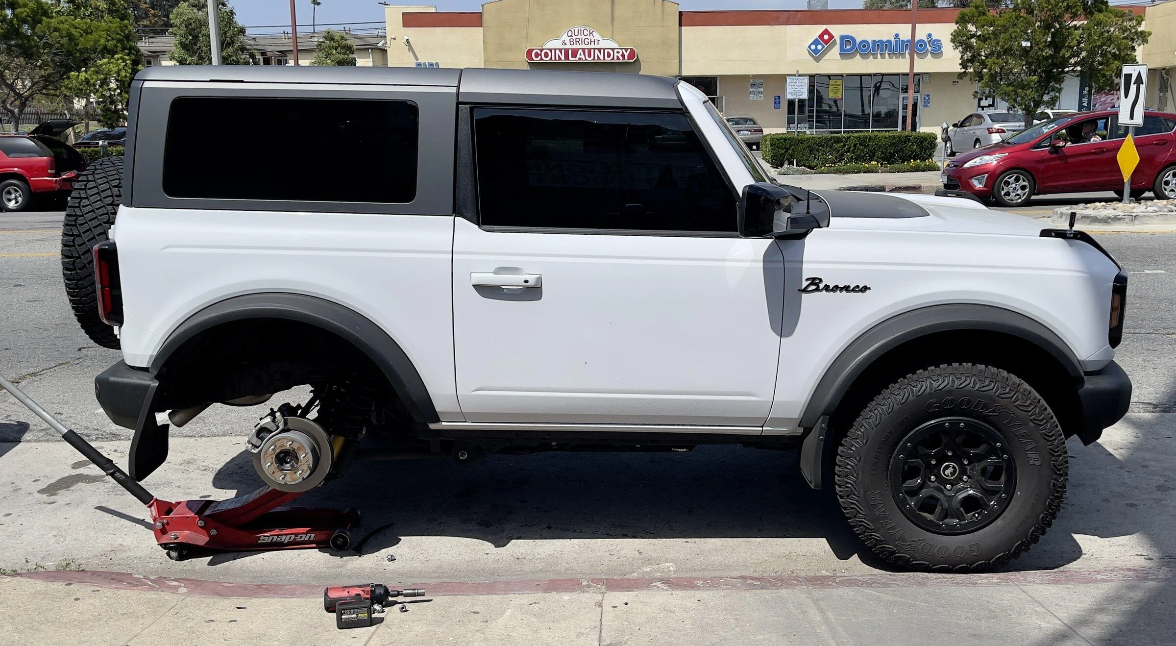 Ford Bronco What did you do TO / WITH your Bronco today? 👨🏻‍🔧🧰🚿🛠 IMG_9898