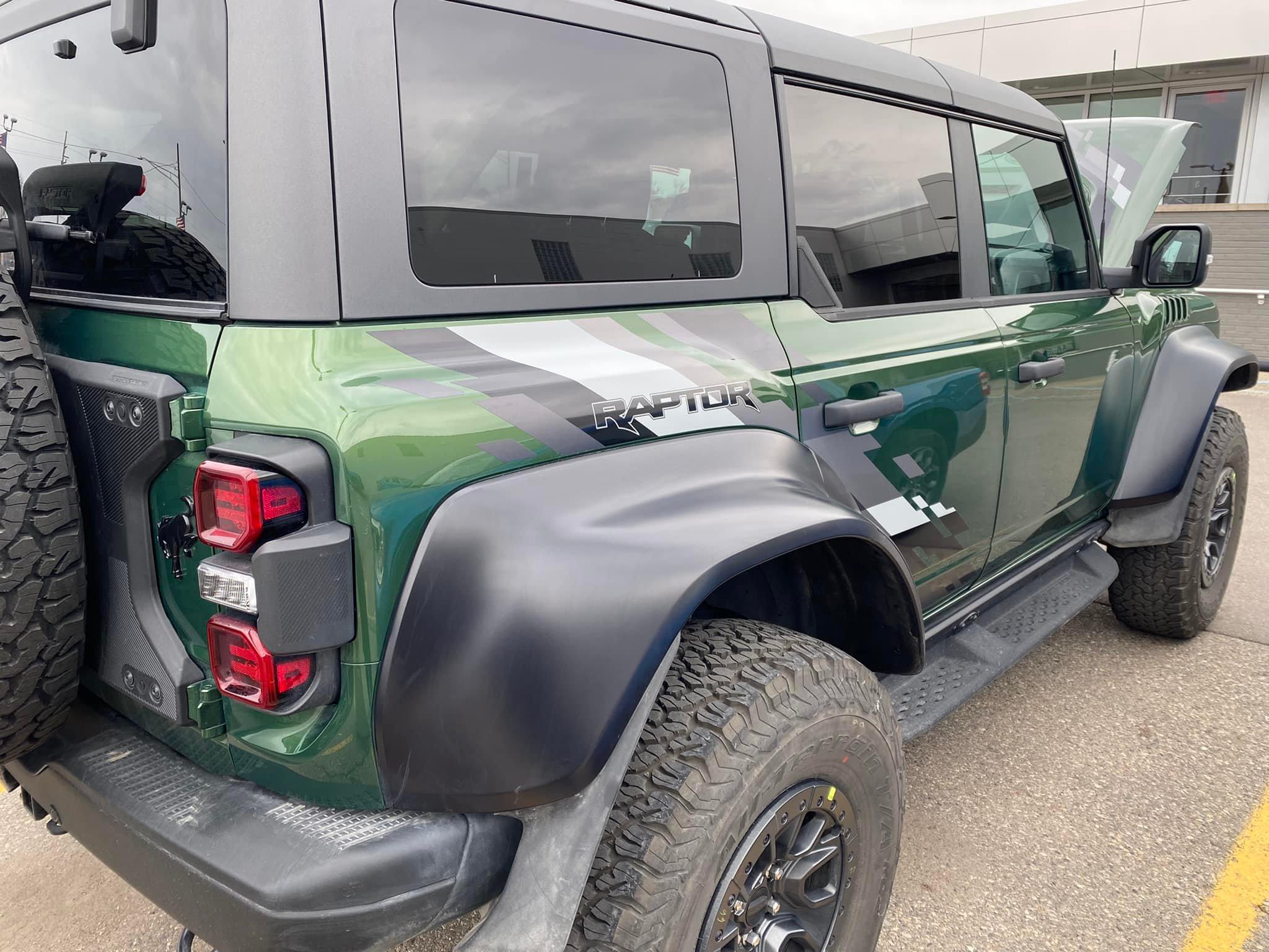 Ford Bronco Closeups of Eruption Green Bronco Raptor [updated w/ interior, suspension, engine underhood pics]) bronco-raptor-eruption-green-interior-engine-5-