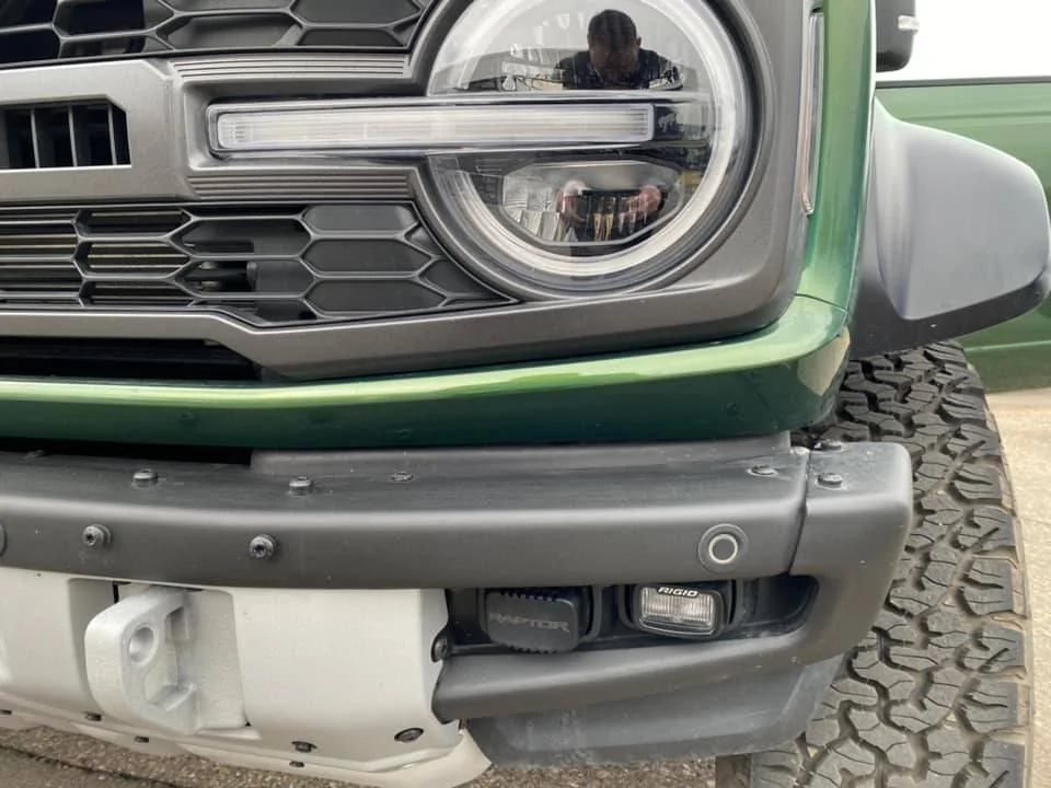 Ford Bronco Closeups of Eruption Green Bronco Raptor [updated w/ interior, suspension, engine underhood pics]) bronco-raptor-eruption-green-interior-engine-7-jpg