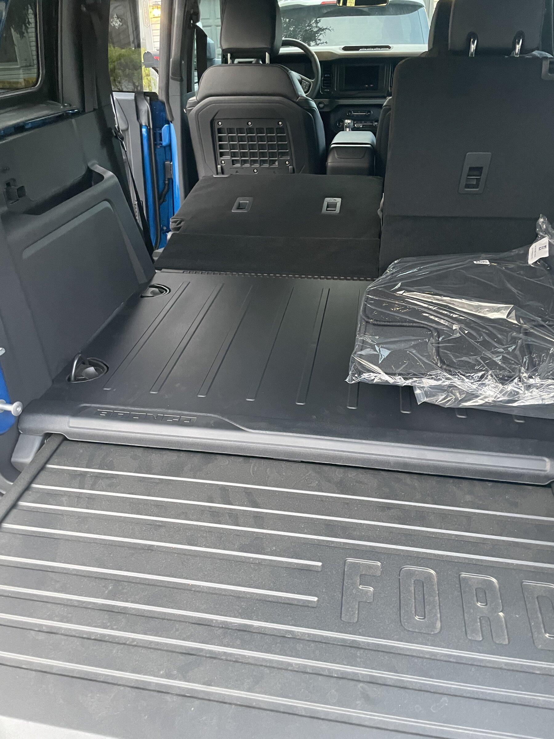 Ford Bronco Slide-out tailgate option?? E84D2F40-9E79-4B58-AE54-1E7C129B30AB