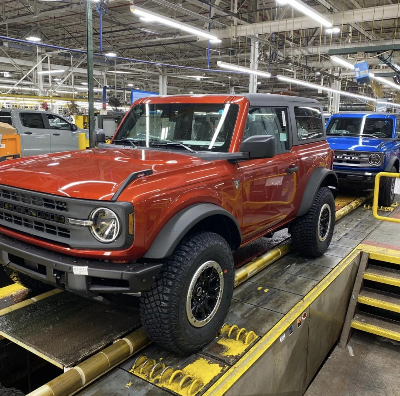 Ford Bronco 🛠 3/14/22 Build Week Group 1649785263158