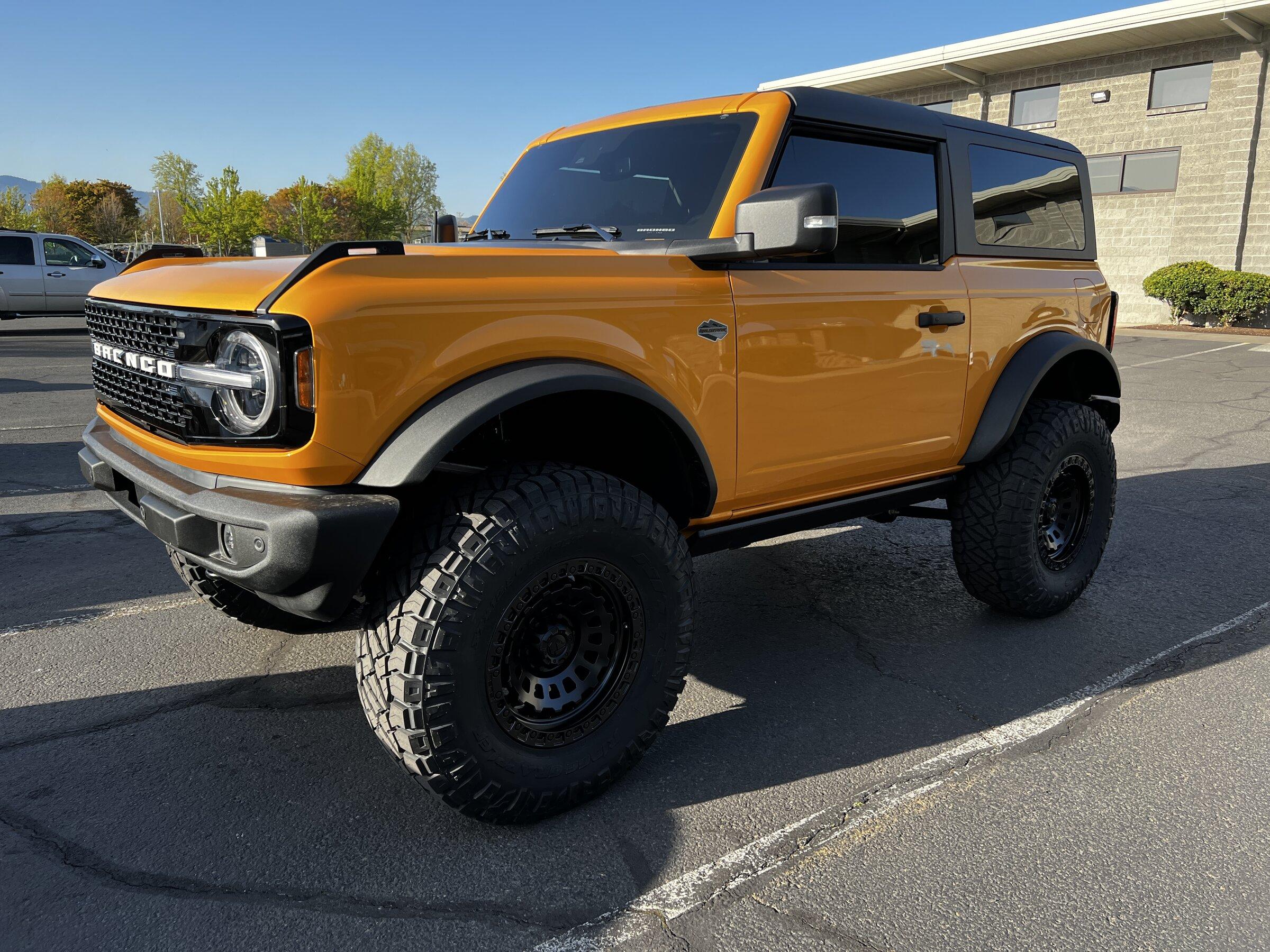 Ford Bronco 2022 2Dr Wildtrak Cyber Orange on 37’s liftwheelstiresampsb.JPG