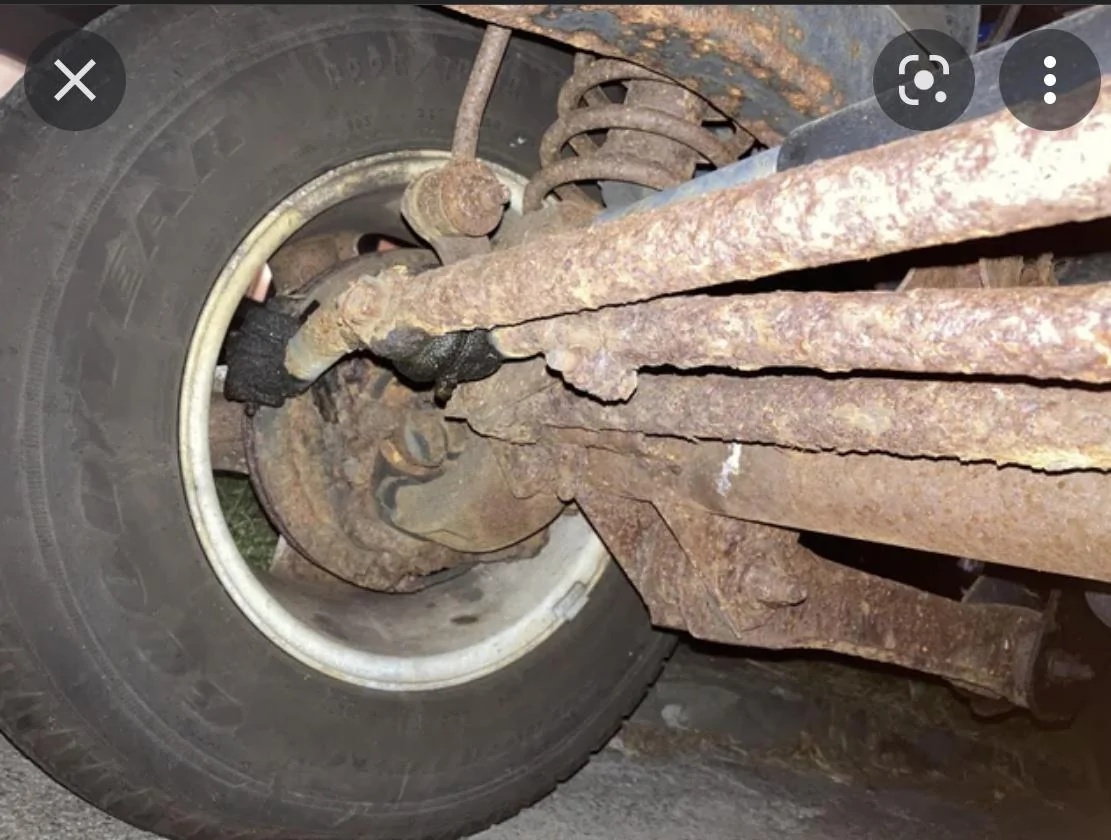 Ford Bronco Post Ice-Mountain Undercarriage 16DEEDEF-69CE-441A-B22C-742F84546B60