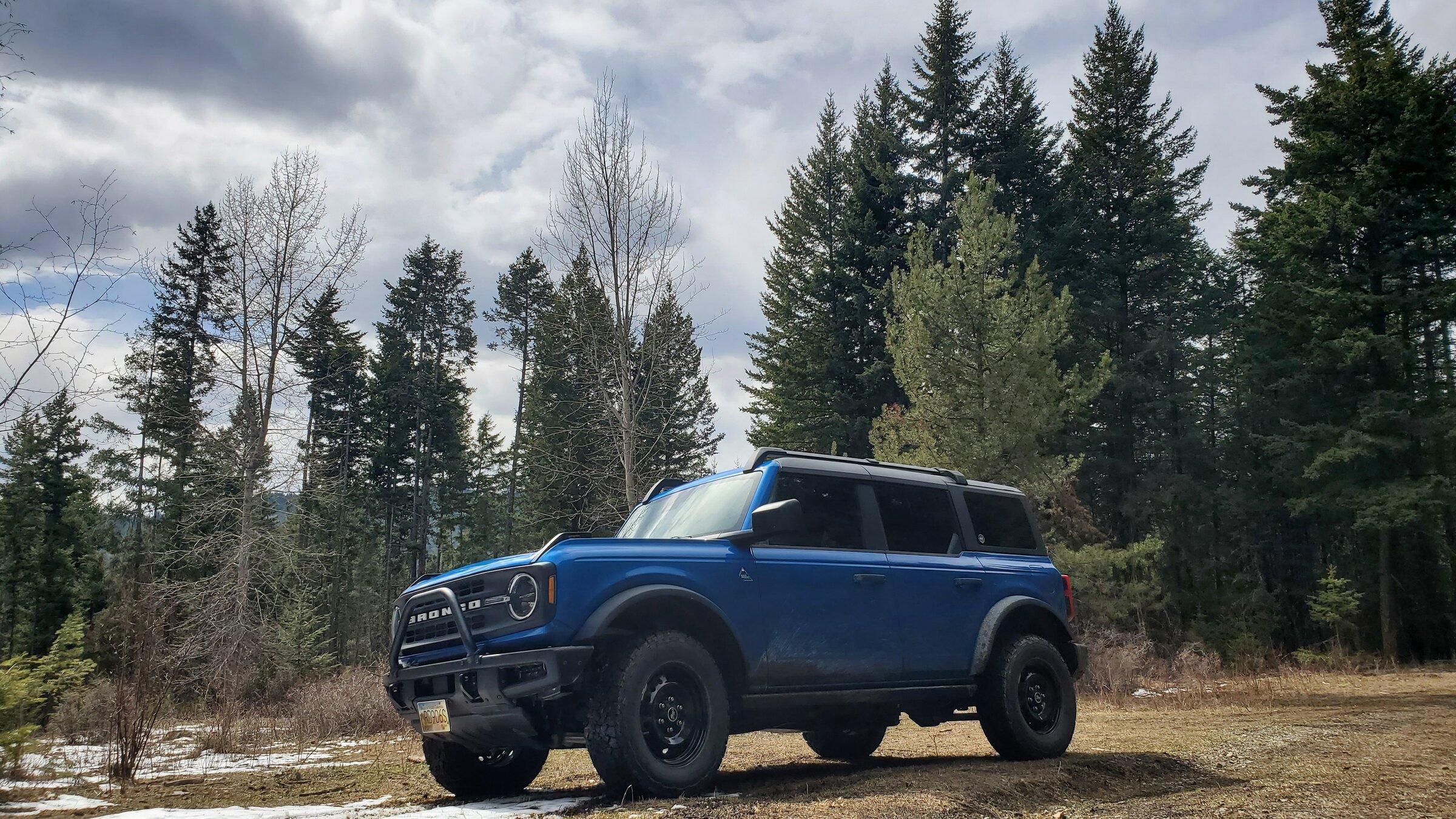 Ford Bronco VELOCITY BLUE Bronco Club 20220412_142342
