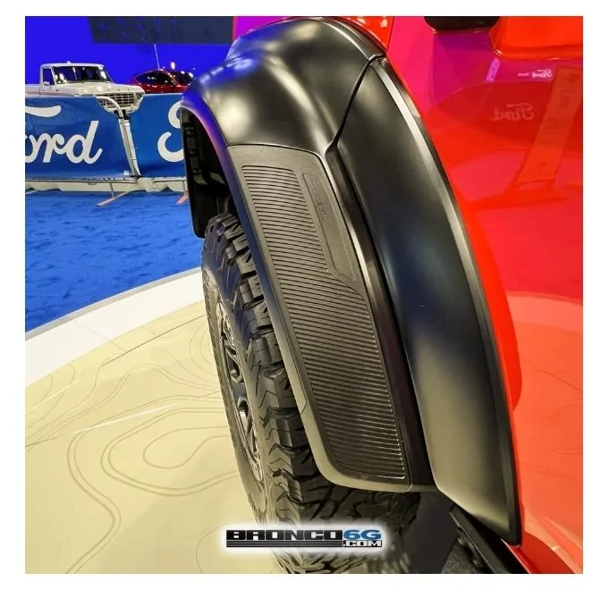 Ford Bronco 2022 Bronco Raptor (Code Orange) @ 2022 NY Auto Show Screenshot_20220413-135351_Chrom