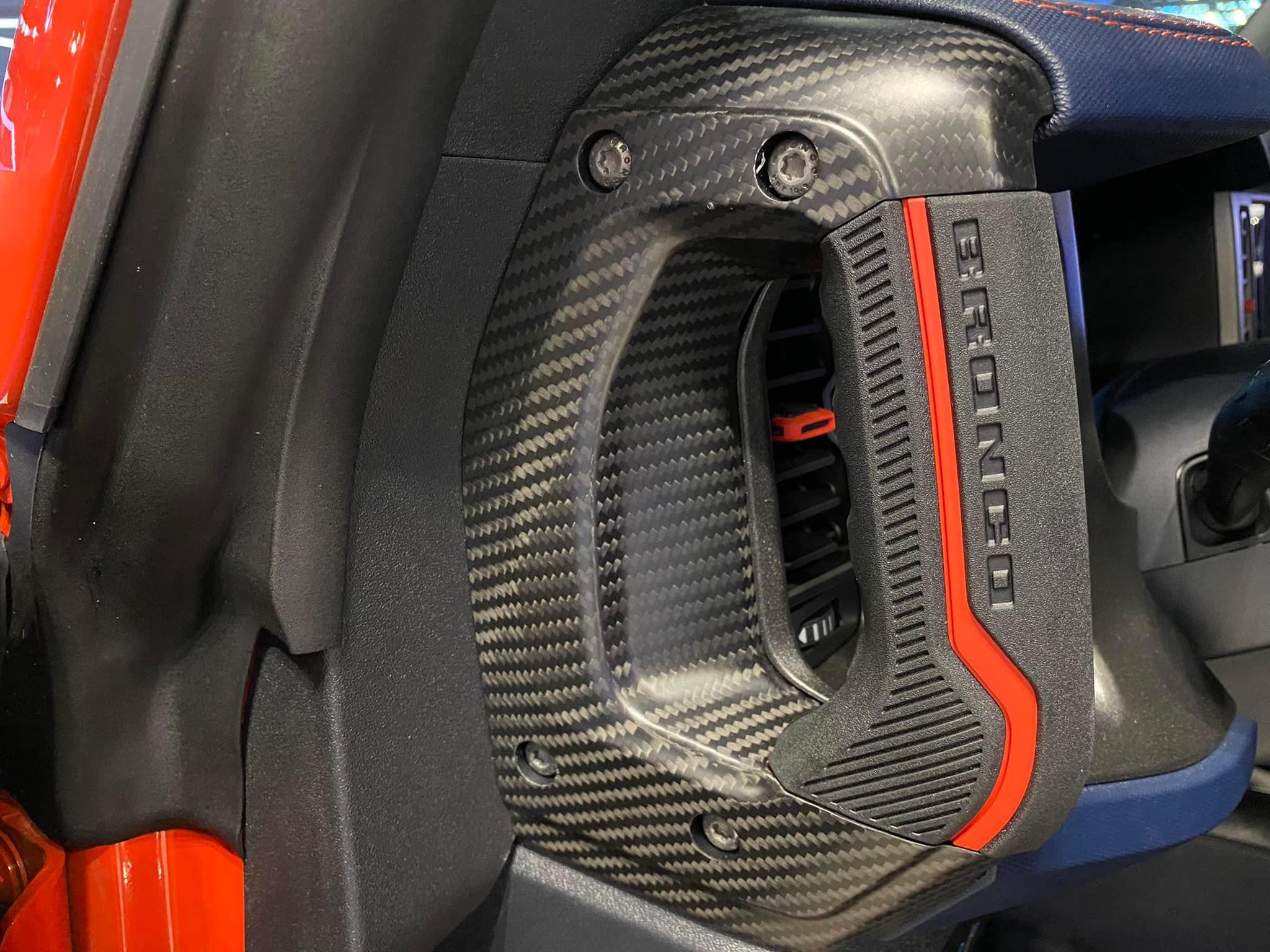 Ford Bronco 2022 Bronco Raptor (Code Orange) @ 2022 NY Auto Show 278539375_10106814028105458_3102170841411402686_n