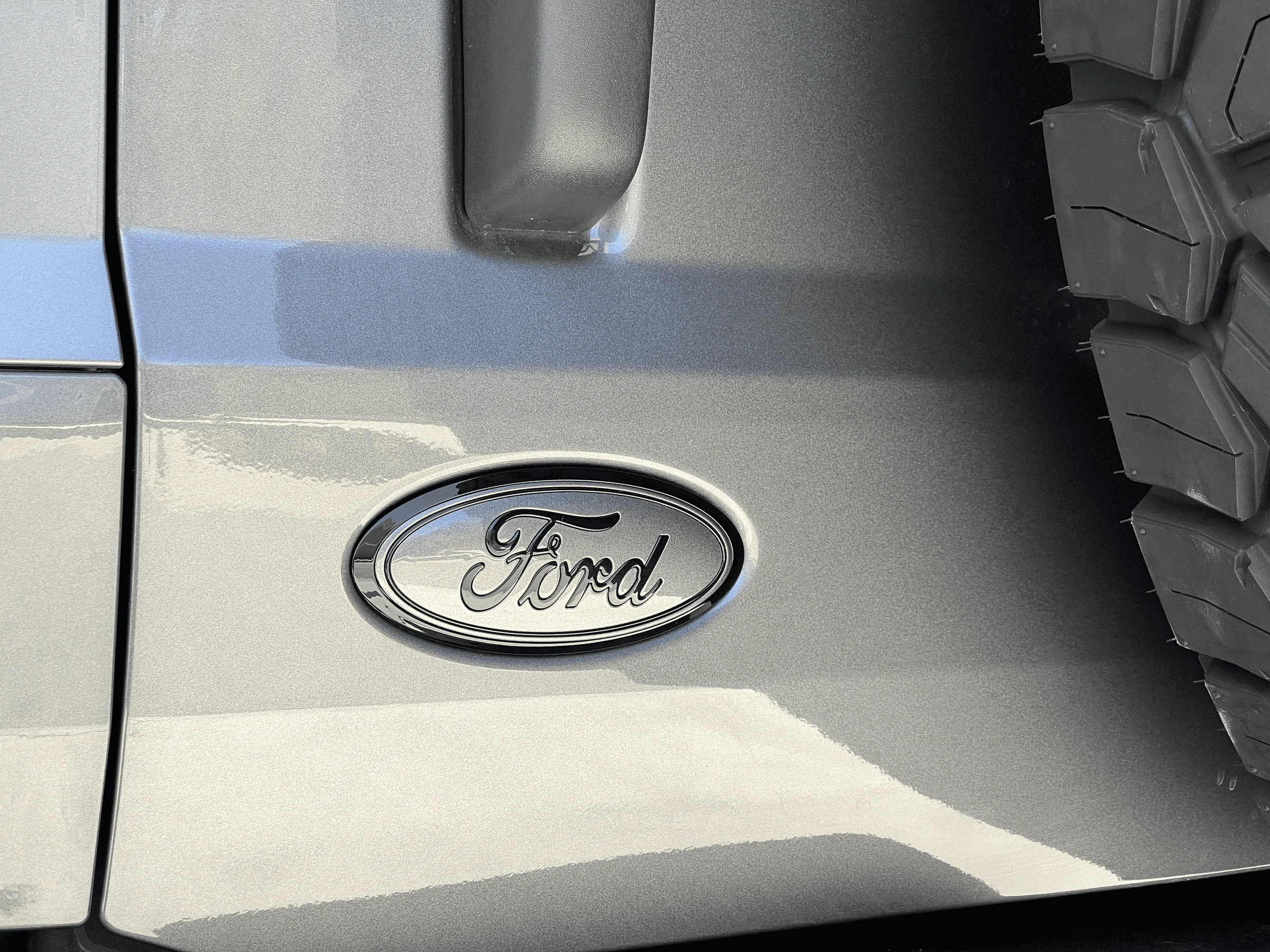 Ford Bronco Painted Mirror Caps and Door Handles Ordered tempImageLCNiiB