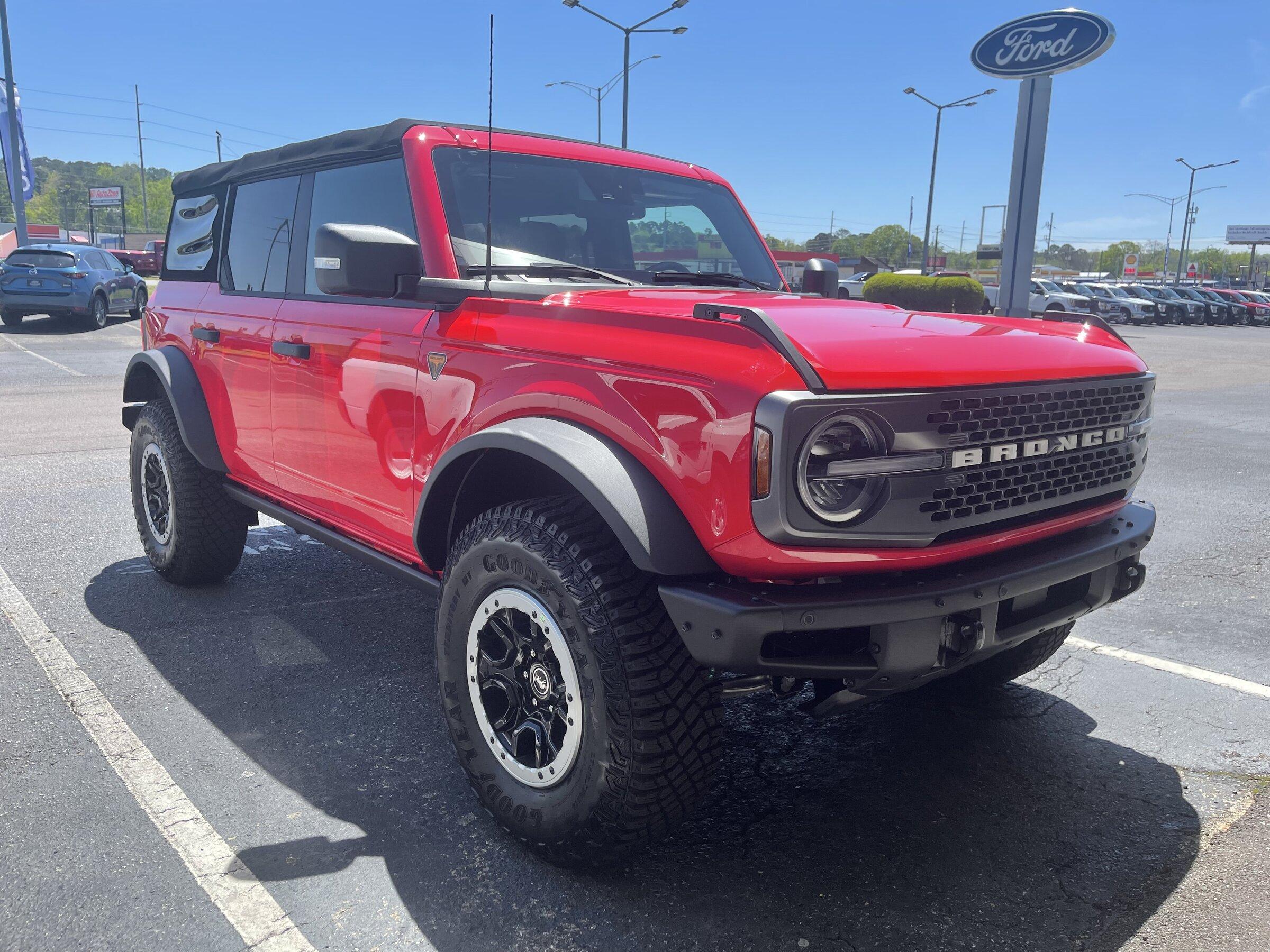 Ford Bronco Ice Mountain Tracker (Dirt Mountain v2.0) 542AE4FB-46D4-4BD2-9CEF-F7E60EA264DA