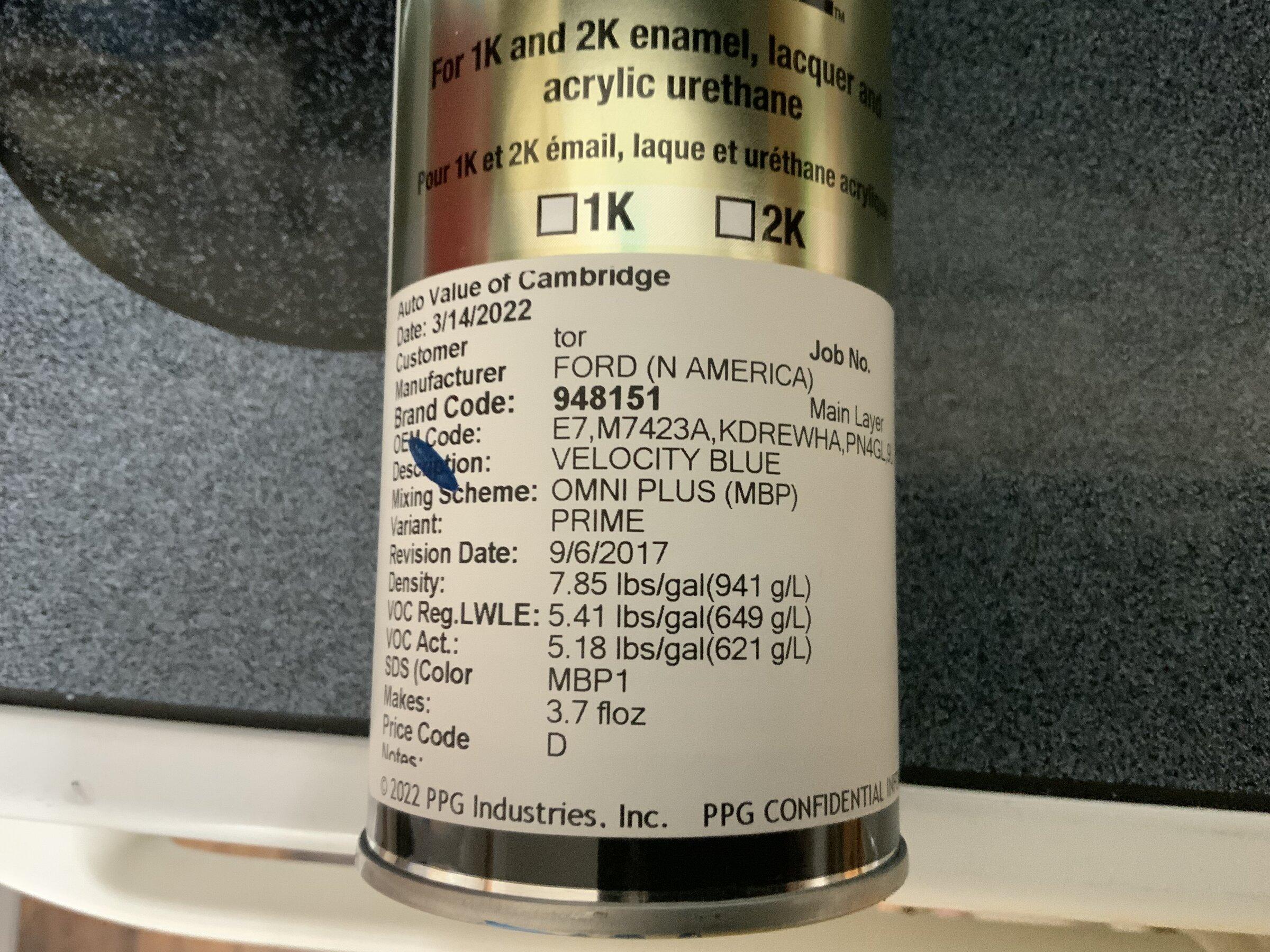 Ford Bronco VELOCITY BLUE Bronco Club 578616BE-4BB5-43FA-B225-F4E144729BBD