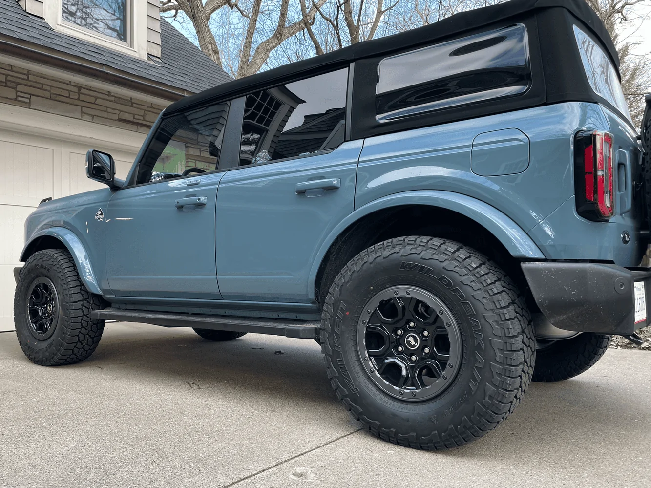 Ford Bronco Show us your installed wheel / tire upgrades here! (Pics) Screen Shot 2022-04-15 at 6.17.18 PM