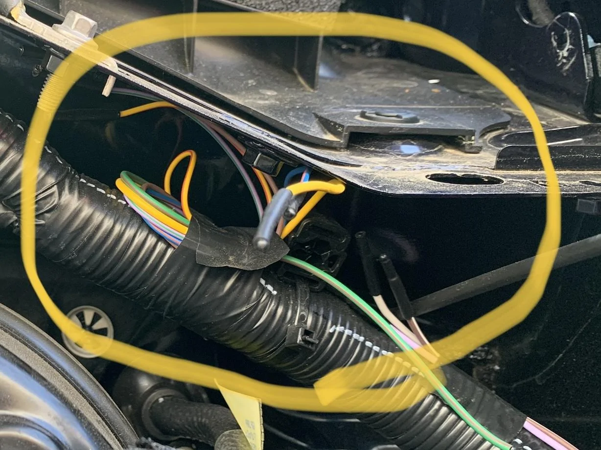 Ford Bronco Bundle of Disconnected Wires E28A9580-3432-4C95-ABC6-90BD84282413