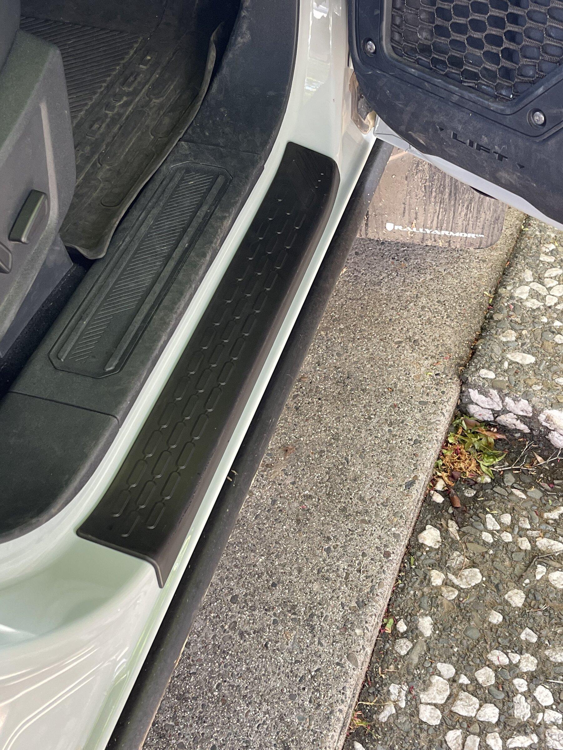 Ford Bronco OEM-like door sill guards from Bestaoo 2AB4C88D-79B2-47B1-9962-4FB86C71E412