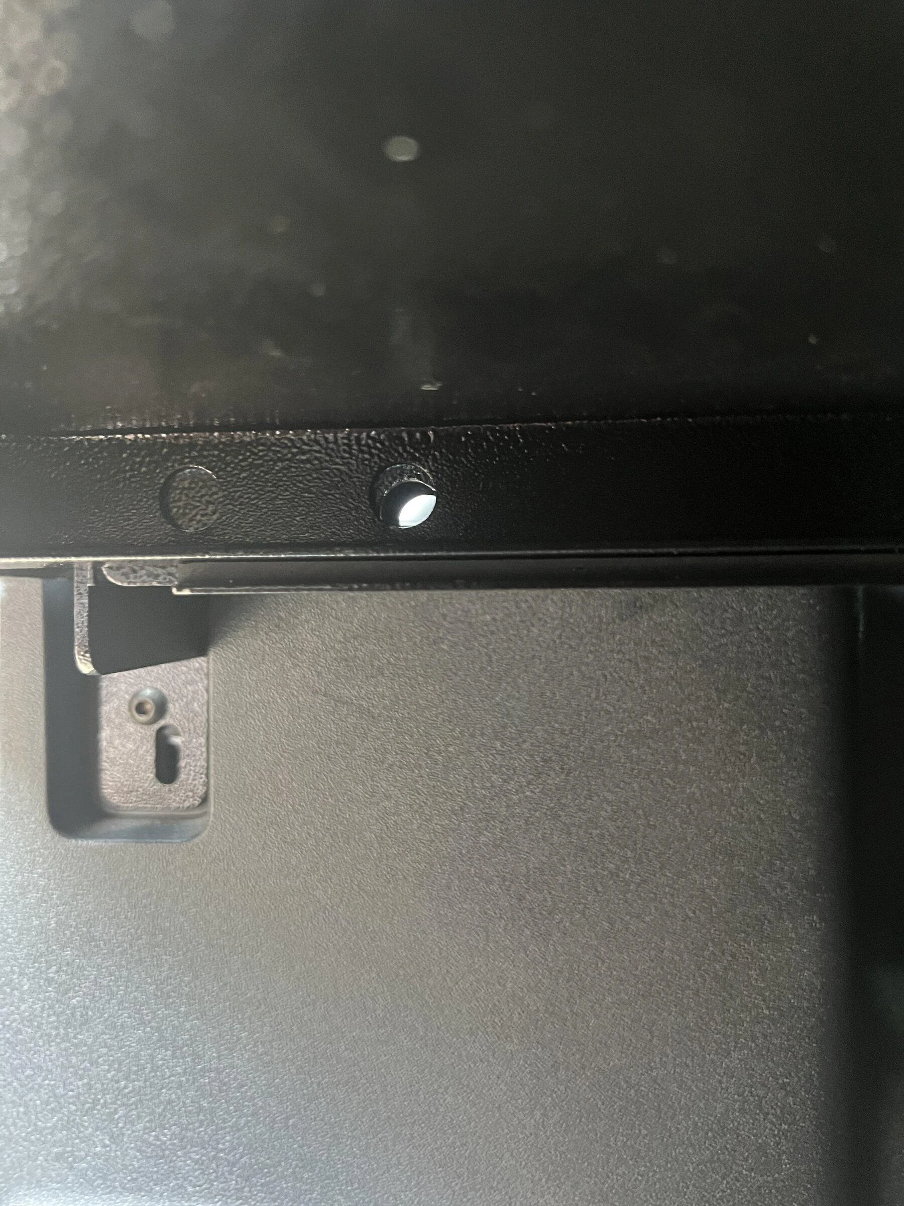 Ford Bronco Bronco Slipstream Security Enclosure 13B01D45-C40F-4695-80A5-1176EA3758ED