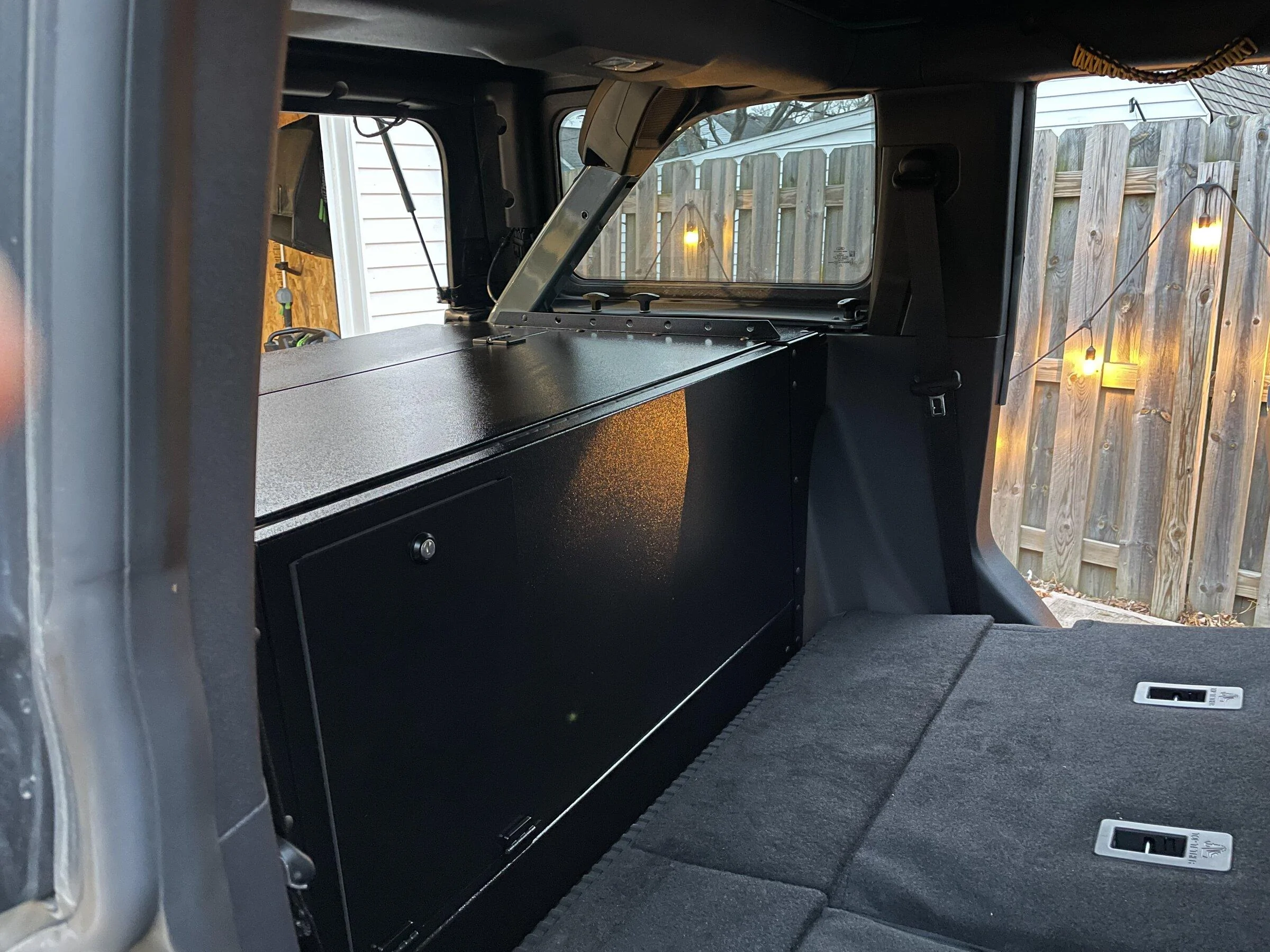 Ford Bronco Bronco Slipstream Security Enclosure 09DD7AEC-5C81-4047-B832-E0DC6D6175A1
