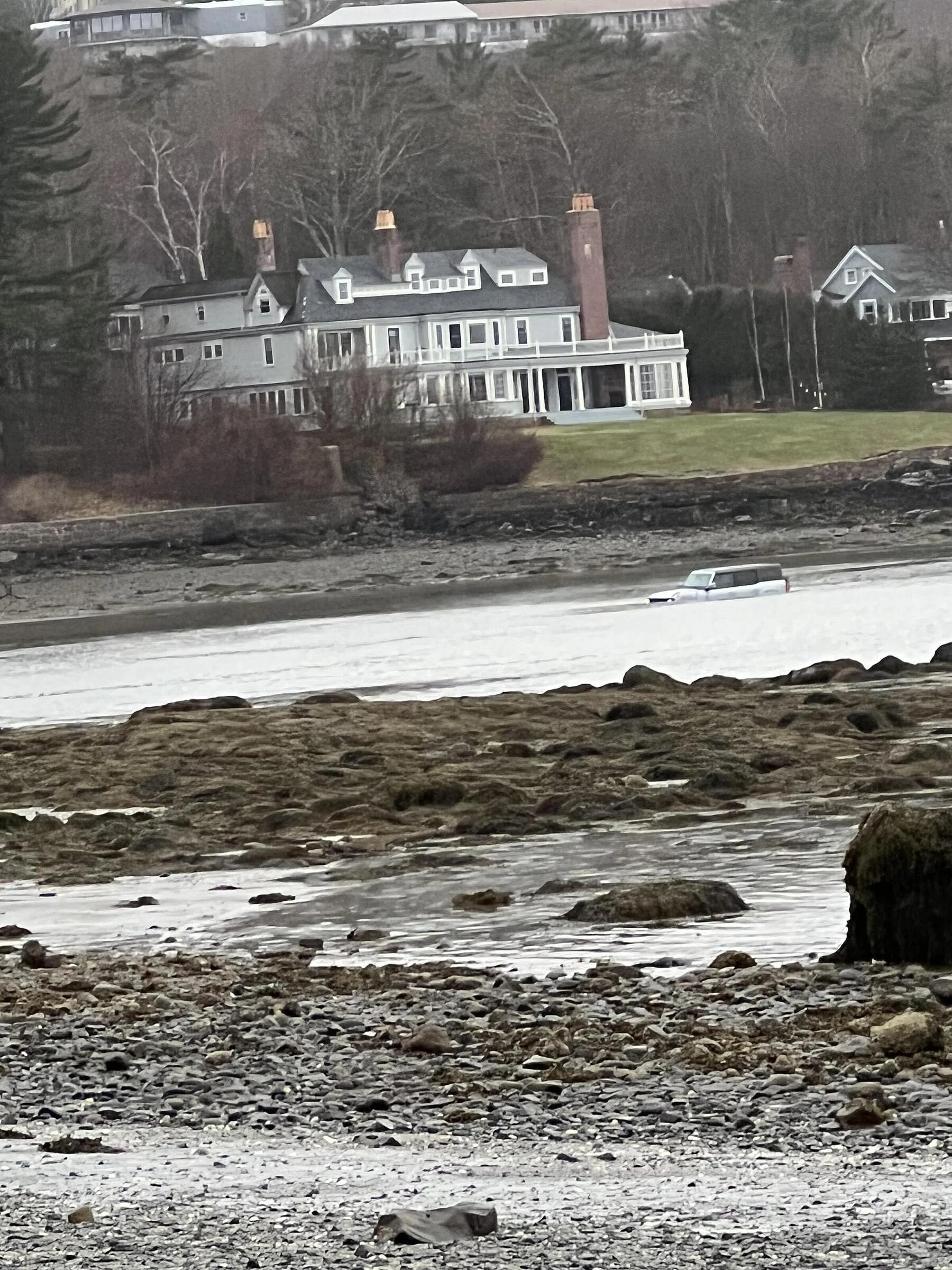 Ford Bronco Bronco submerged in water during Maine high tide attachment-Car-on-the-Bar-April-16-e1650150553728