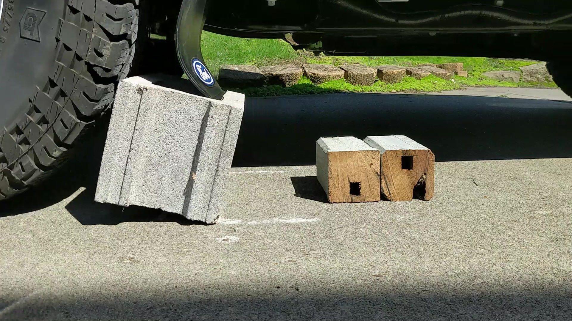 Ford Bronco ANOTHER mud flap post?!?! Screen capture testing resize