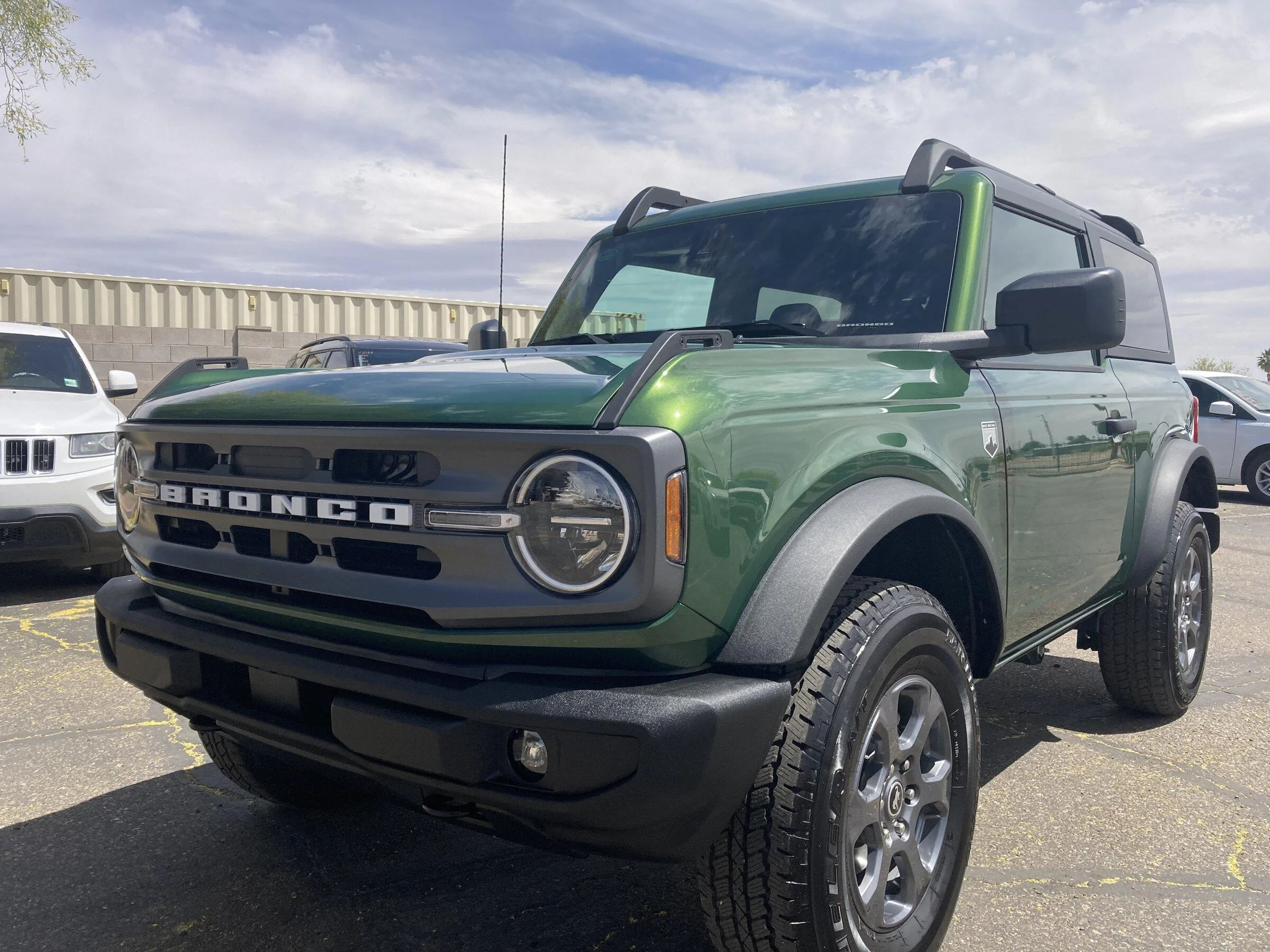 Ford Bronco ERUPTION GREEN Bronco Club BDAA47B8-A277-417C-8962-8A3E65EA9440