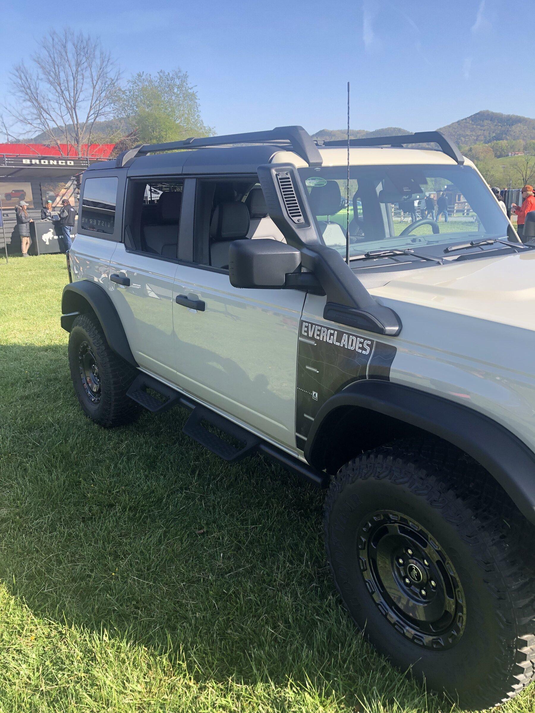 Ford Bronco Eruption Green Raptor & Desert Sand Everglades at Bronco Super Celebration East ED90234D-F0C1-48E6-A6BD-23242F5F74E3