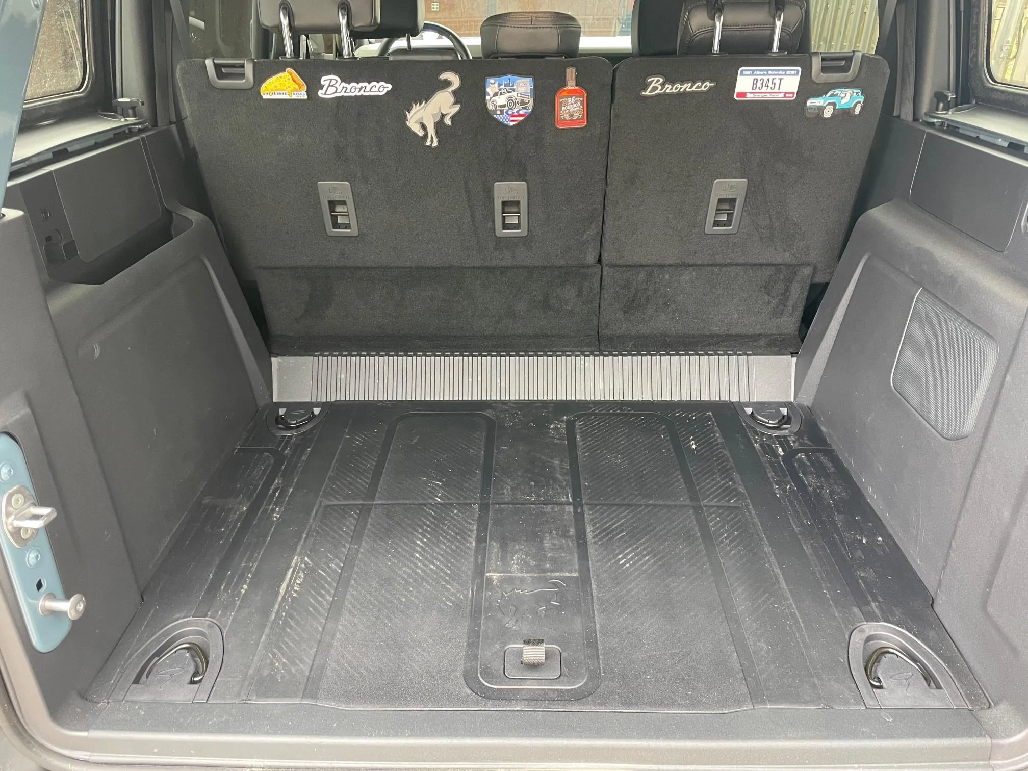 Ford Bronco Diabolical Slipstream Security Enclosure Review and Installation 1650470792022