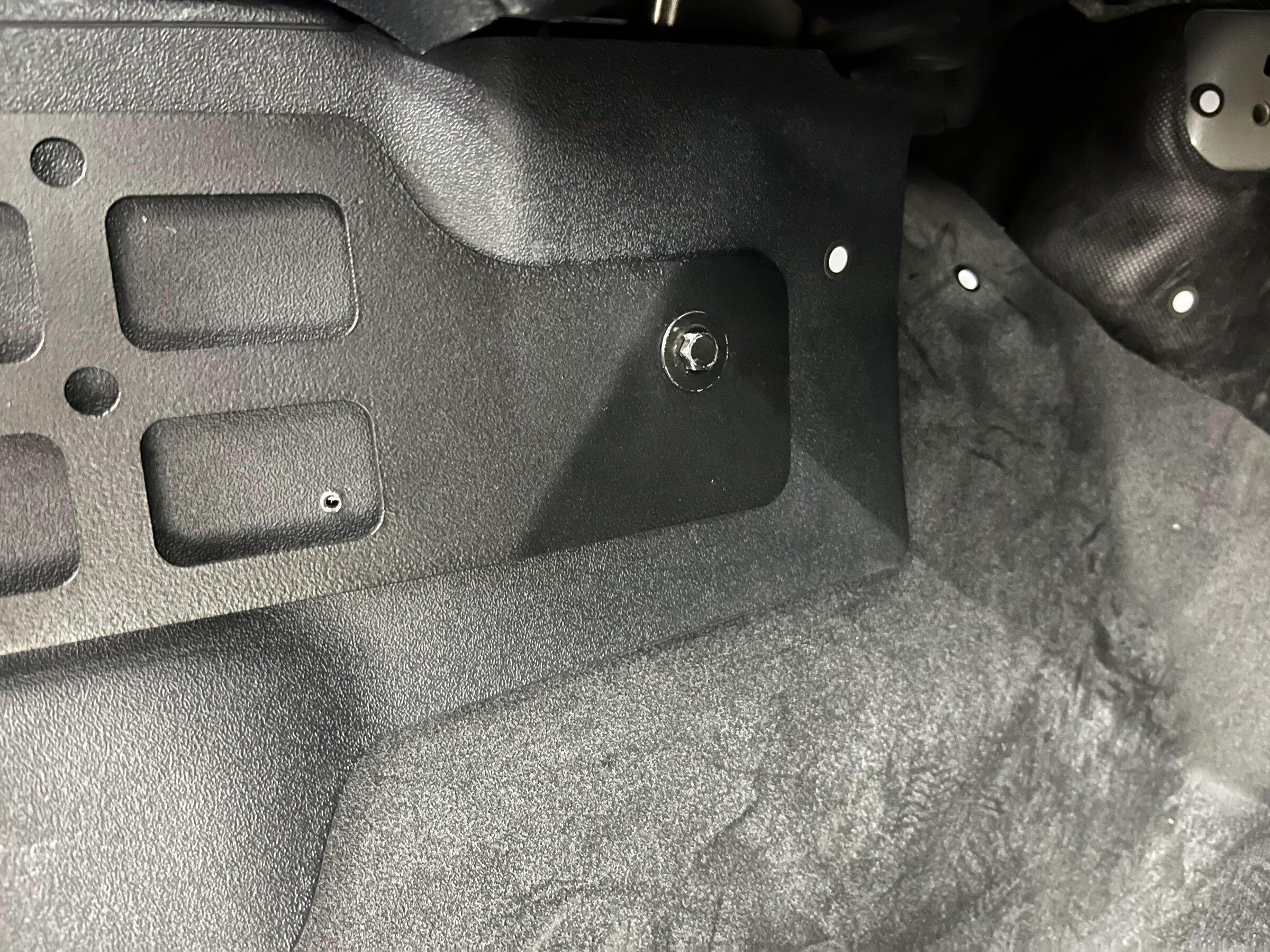 Ford Bronco Center Console Panel Molle 2022_04_20_19_53_IMG_2222.JPG