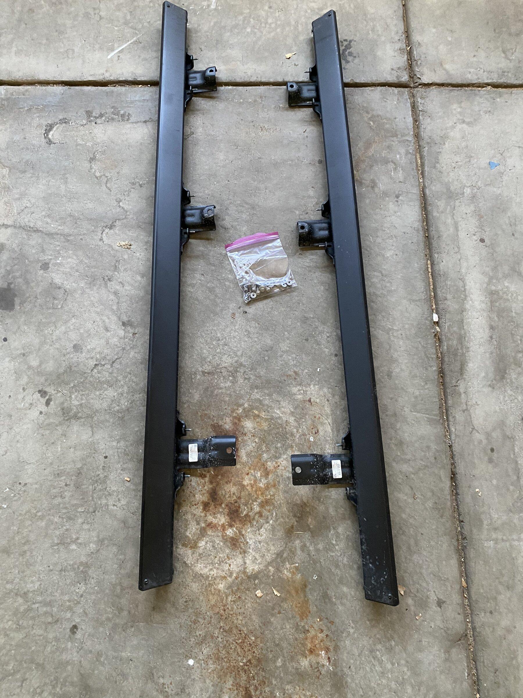 Ford Bronco Rock Rails - 4dr w/ hardware C7CA862C-83DD-45F5-B372-0BC916B29679