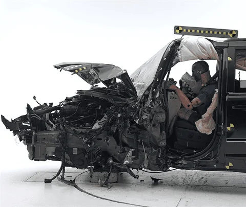 Ford Bronco 3 STAR & Unrated Crash Score! 265061642_229845405950665_3435810275558594480_n
