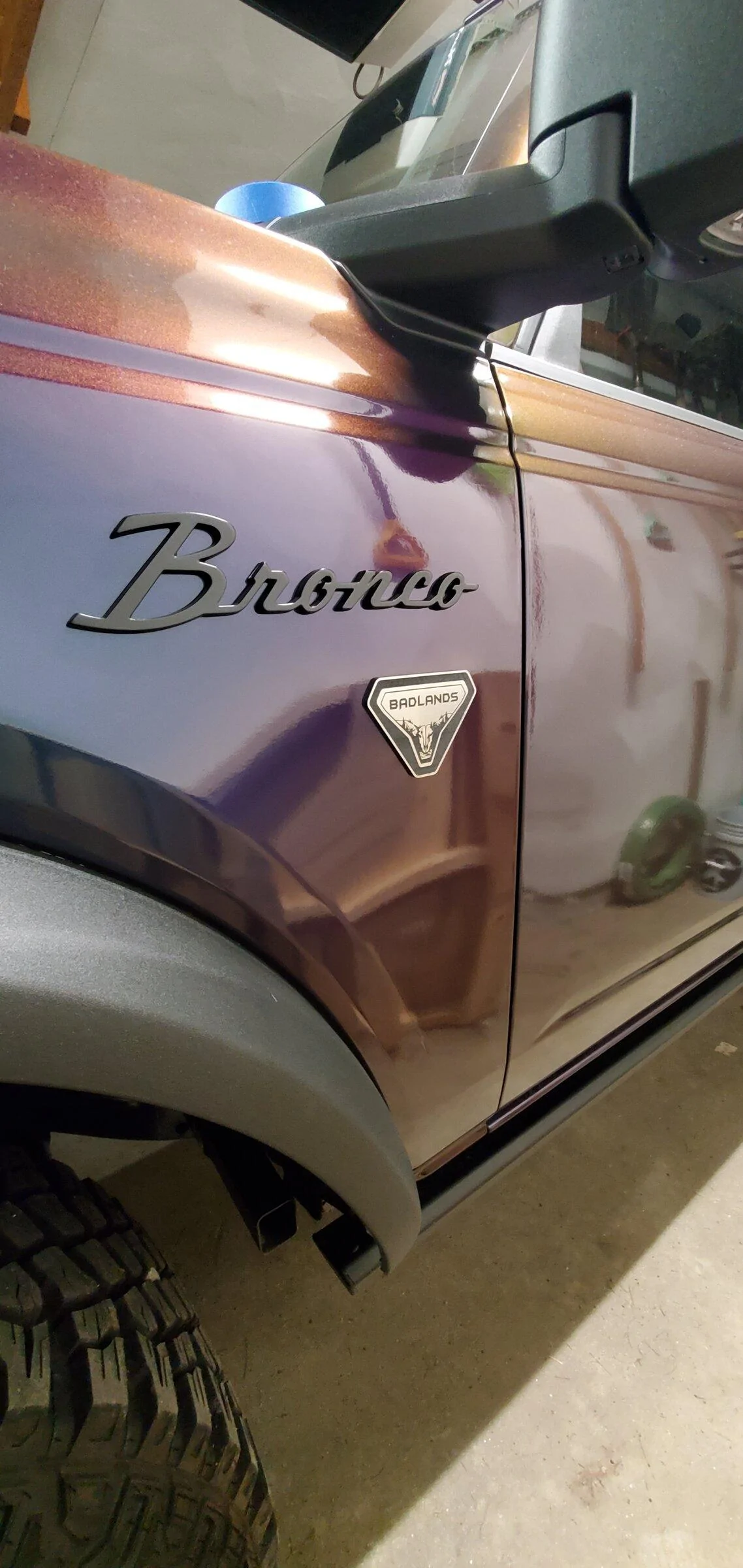 Ford Bronco Deep Space Flip Bronco 20220420_195801