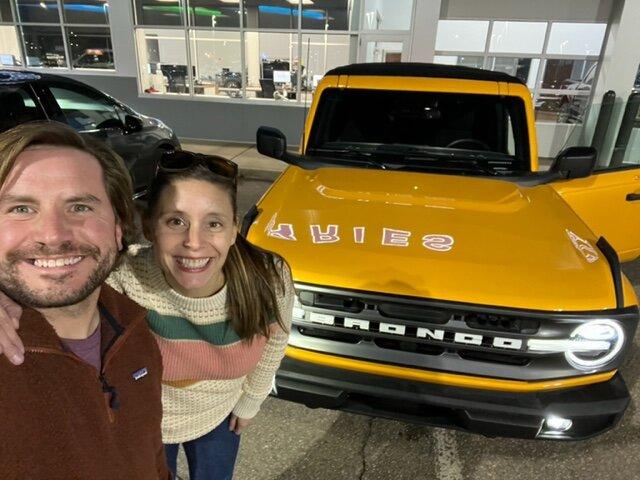 Ford Bronco New Big Bend Owner Unknown-2
