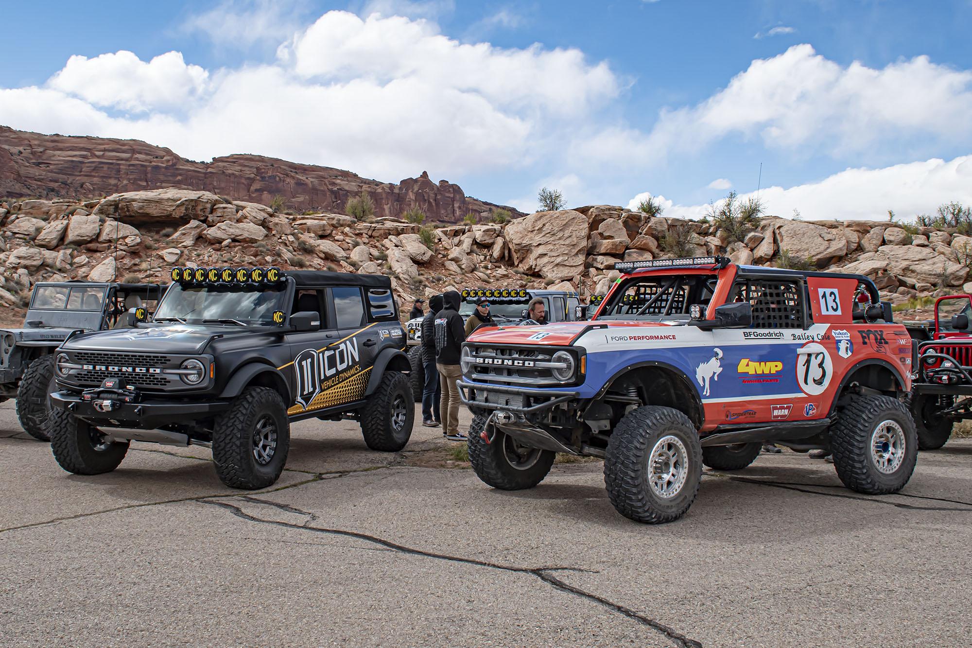 Ford Bronco ICON 2.5 EXP Shocks Bridge The Gap Between Spacers and Threaded Coilovers! 20220412_0376