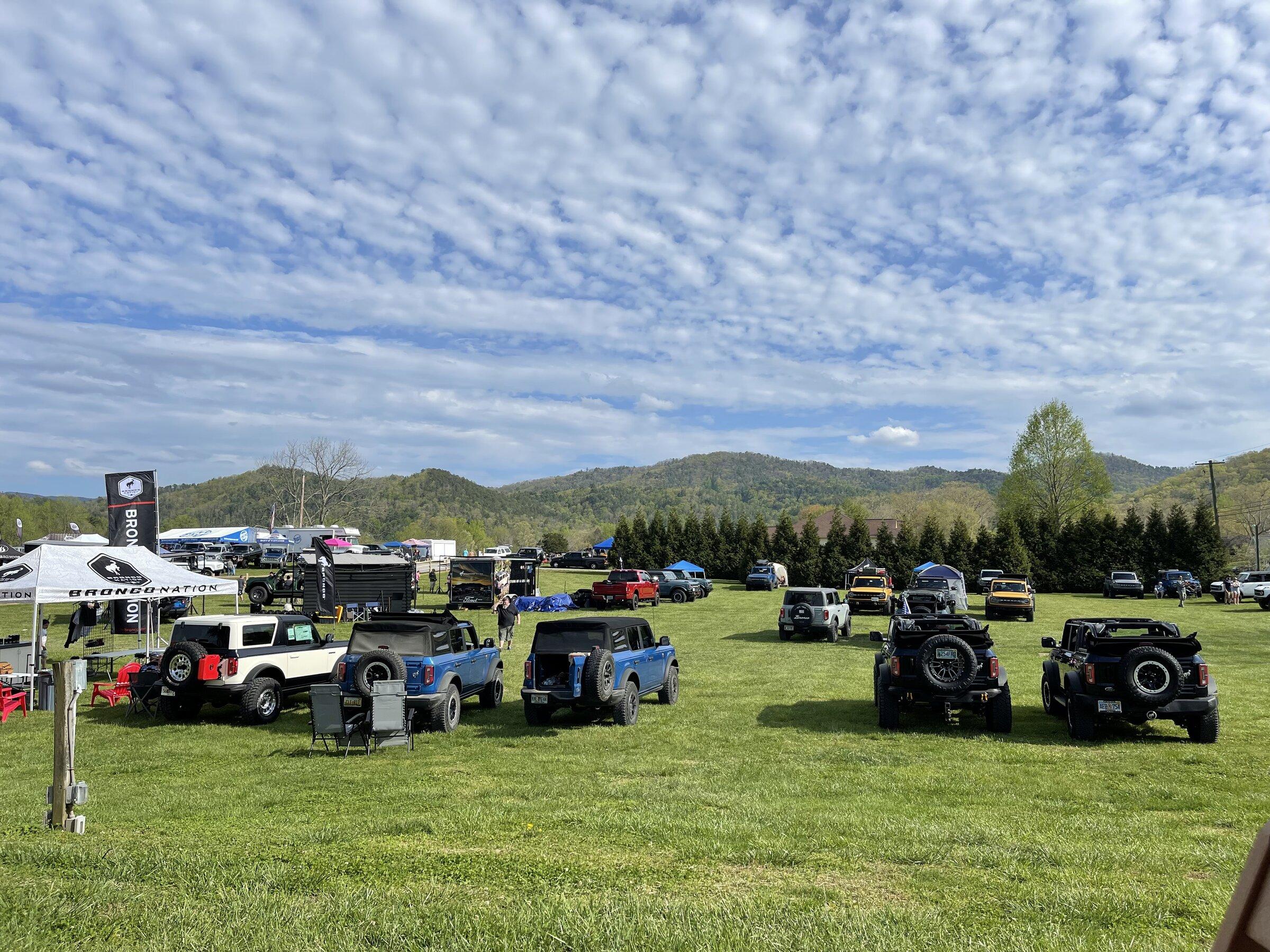Ford Bronco 2022 Bronco Super Celebration- Scenic Drive in Beautiful Tennessee! B4C7C2D1-9E9A-4646-BFF4-E03A1A5B05F3