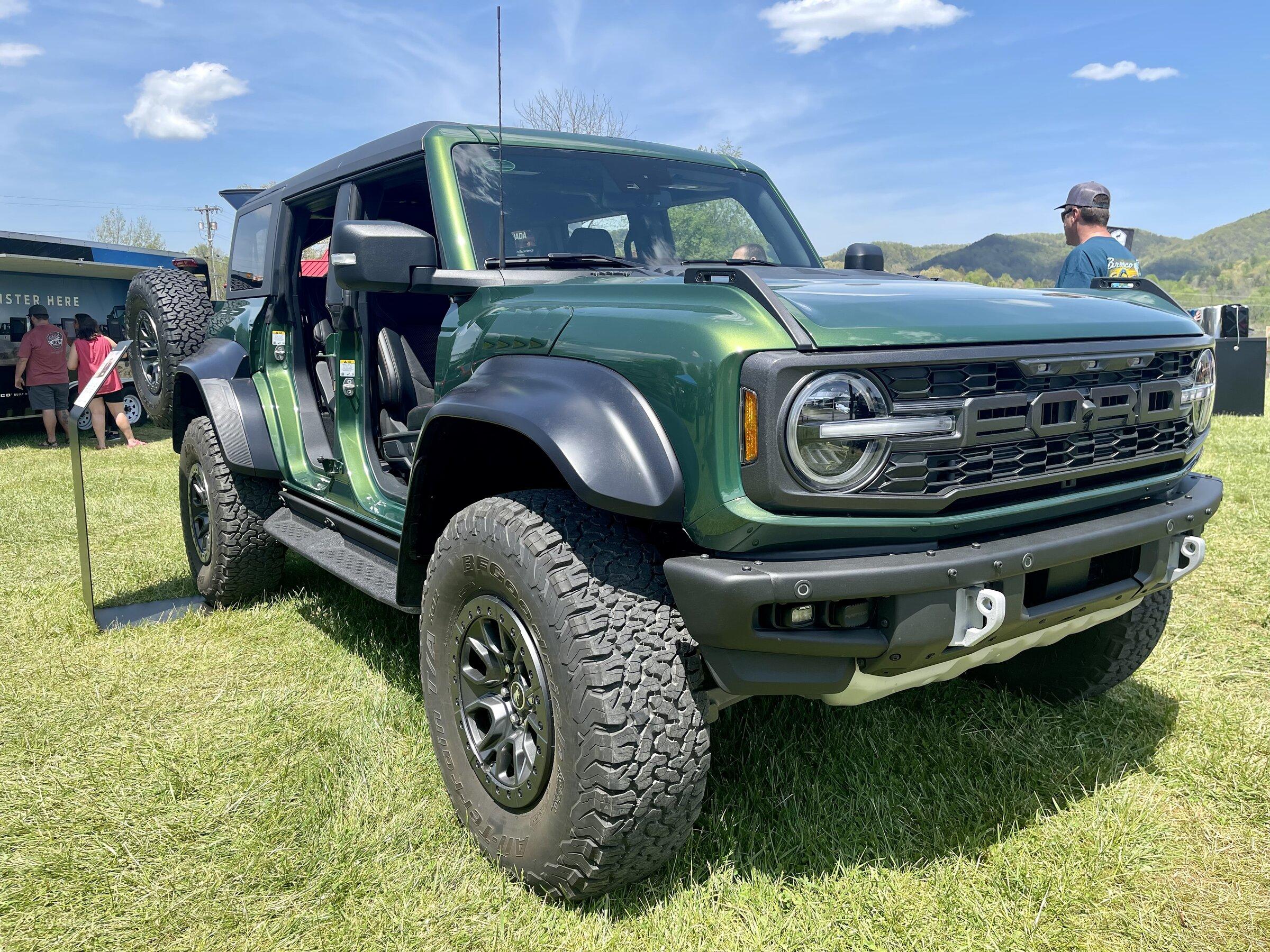 Ford Bronco Photos from Bronco Supercel East Today 223B2CAB-80A3-414B-9F14-8305064C8F7D