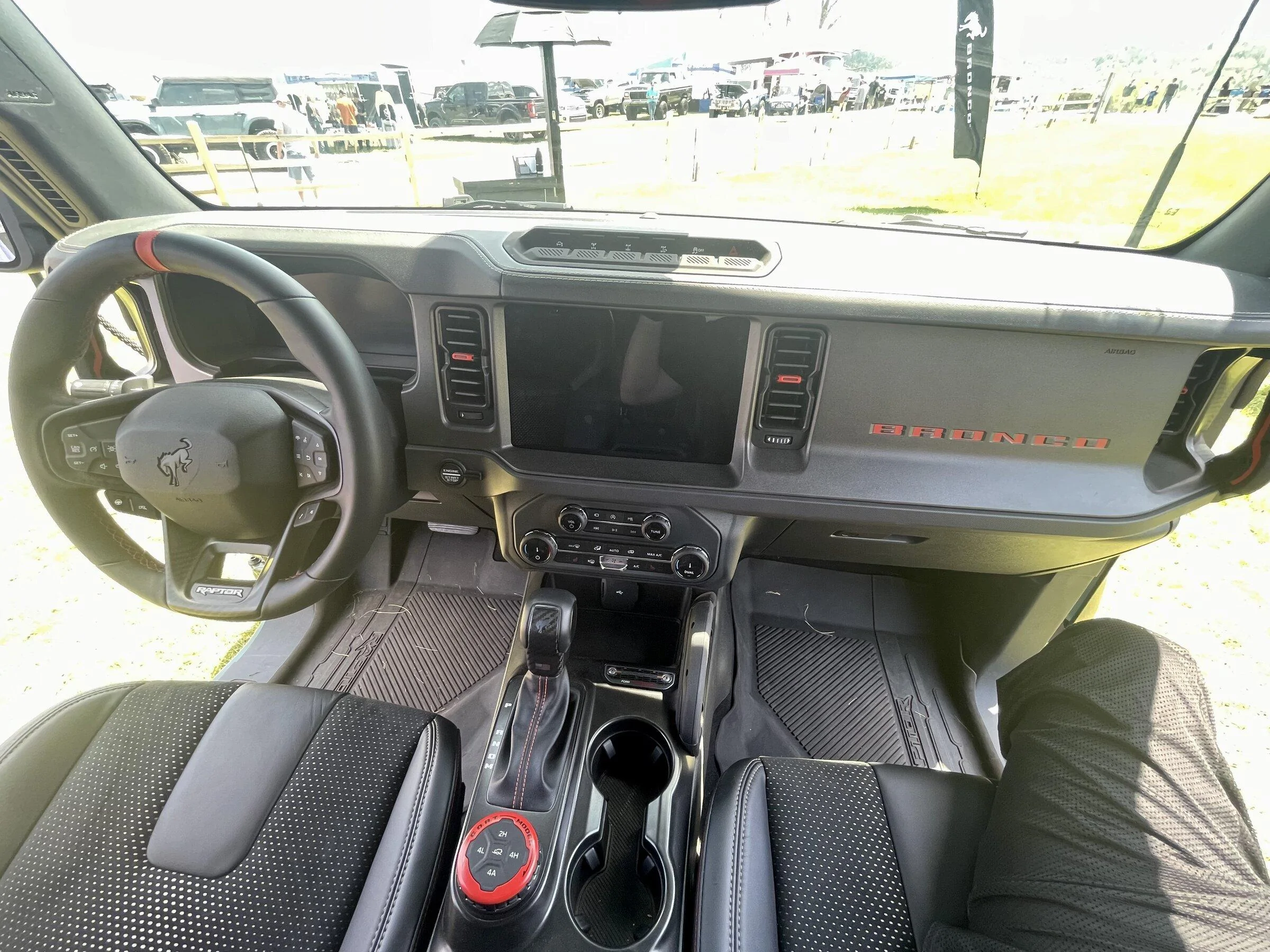 Ford Bronco Photos from Bronco Supercel East Today FA3BC851-871C-4DAC-99E6-1D0FAD8D4A47
