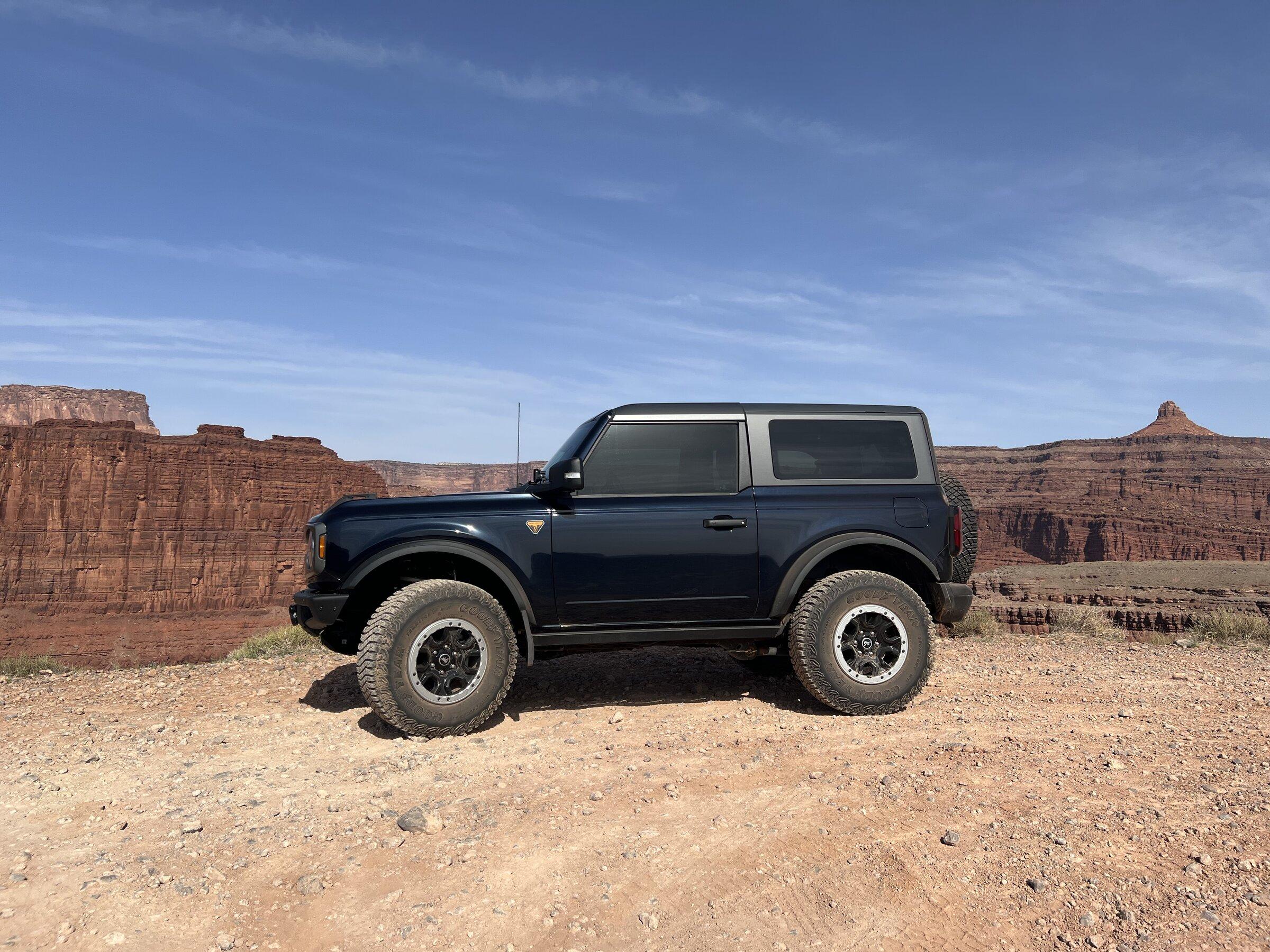 Ford Bronco Bronco Team 2 door. 5D1D3DA5-BE6B-414D-AACC-E91976C70779