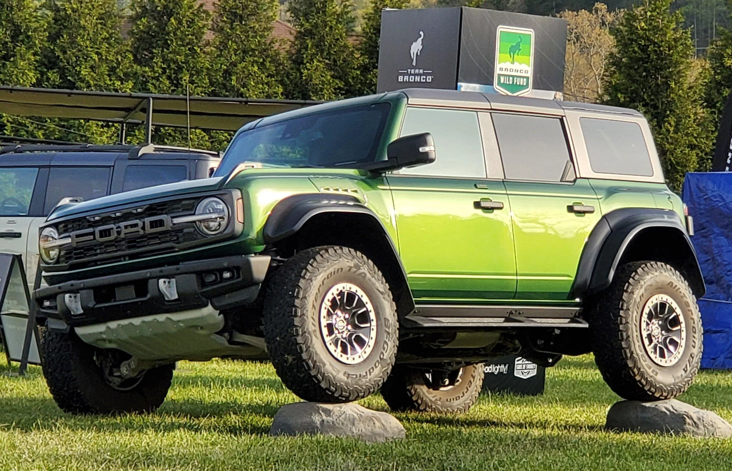 Ford Bronco ERUPTION GREEN Bronco Club 20220420_184421
