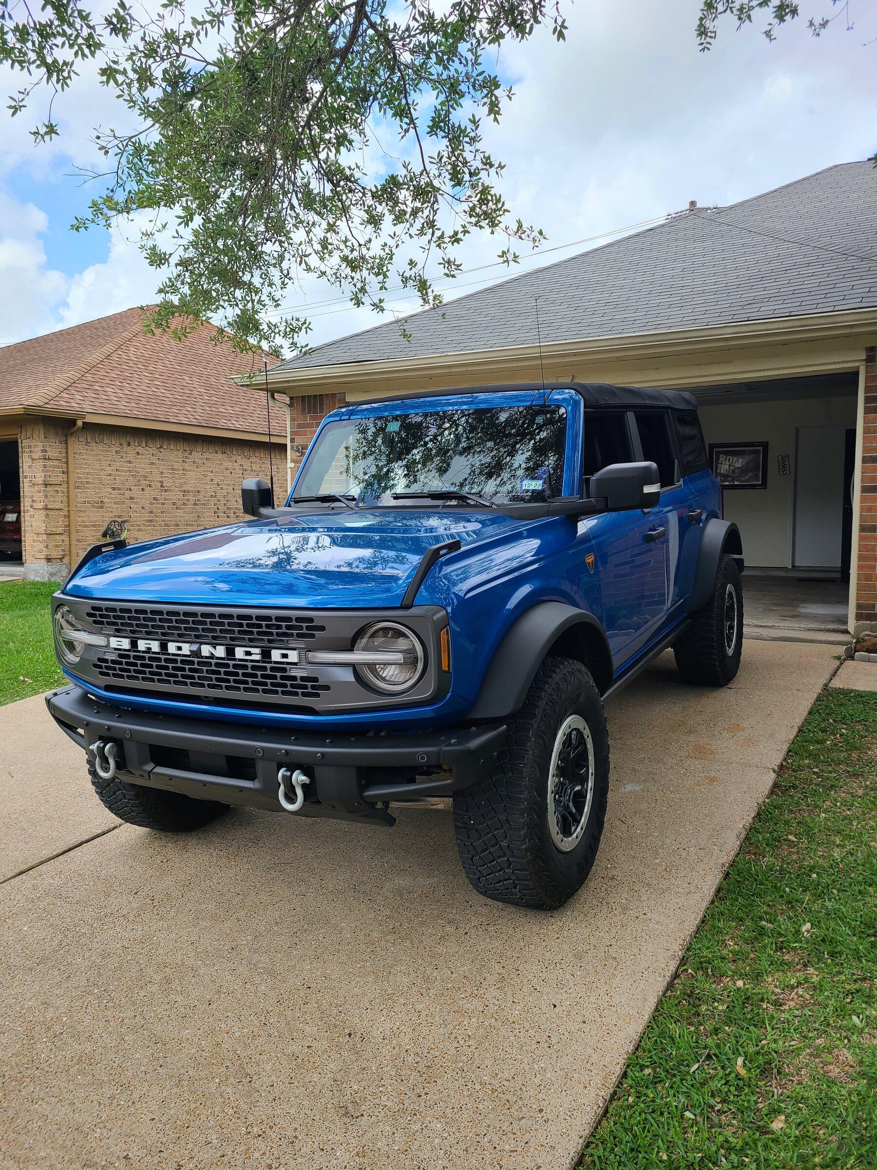 Ford Bronco Super Clean GMRS Radio Install! 20220424_143517