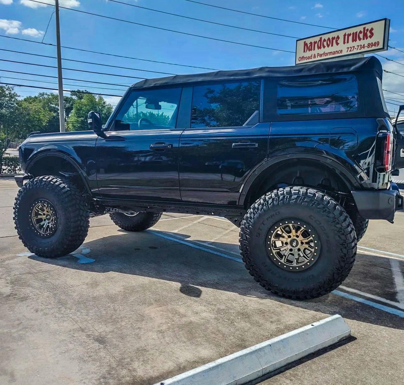 Ford Bronco BUCKED Bronco Build A5EA296C-15B6-4197-ABEC-0DCE3F9E79F5