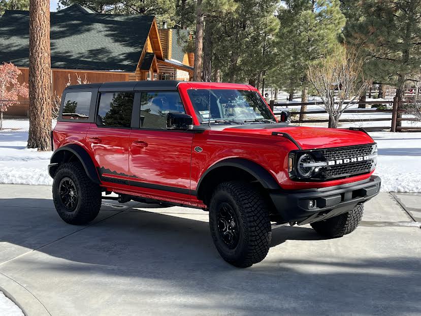 Ford Bronco 21 Ford Bronco Wildtrak 4door 0-6