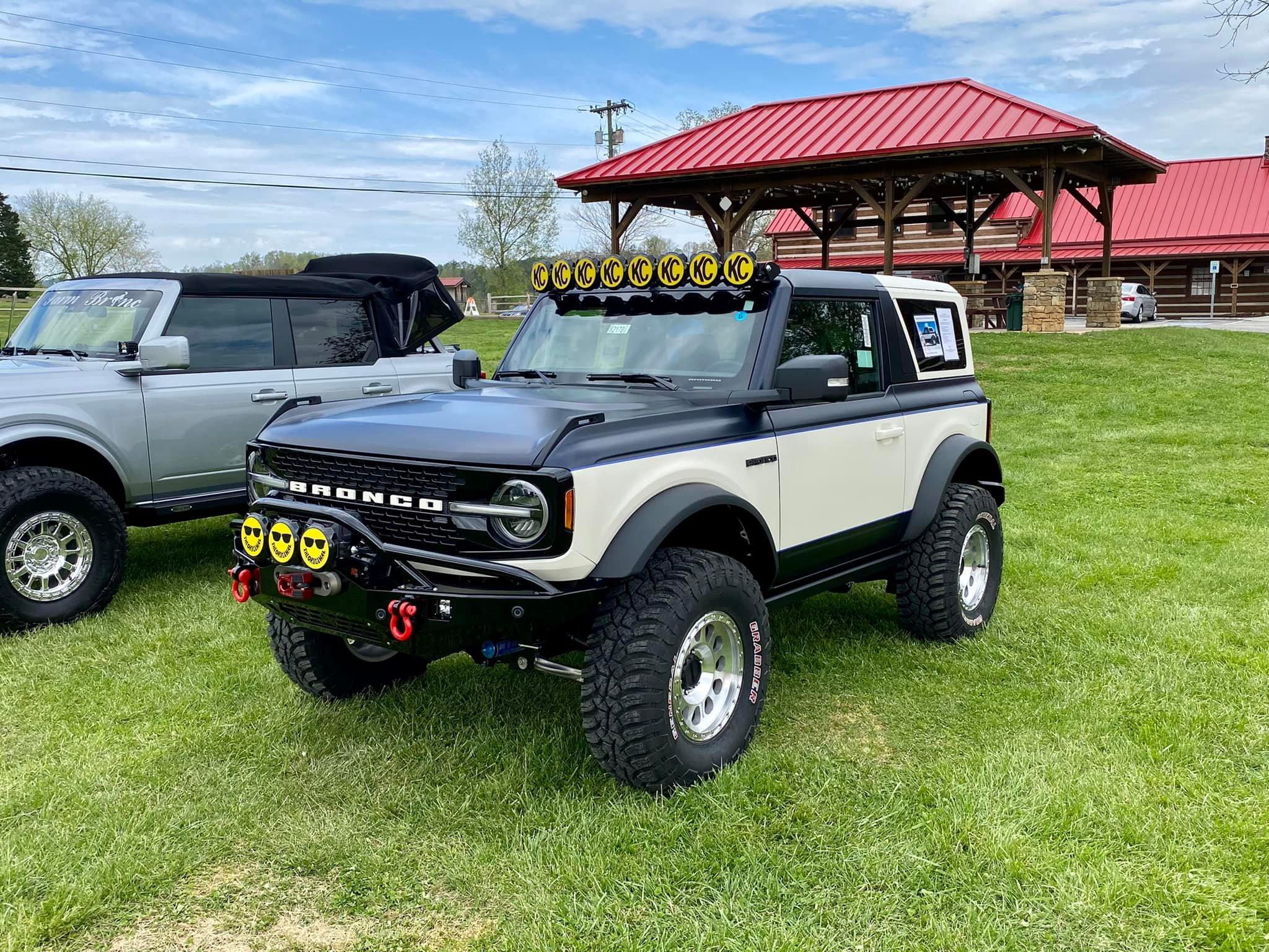 Ford Bronco RetroMod Bronco Build 2-door-bronco-build-wrapped-4-